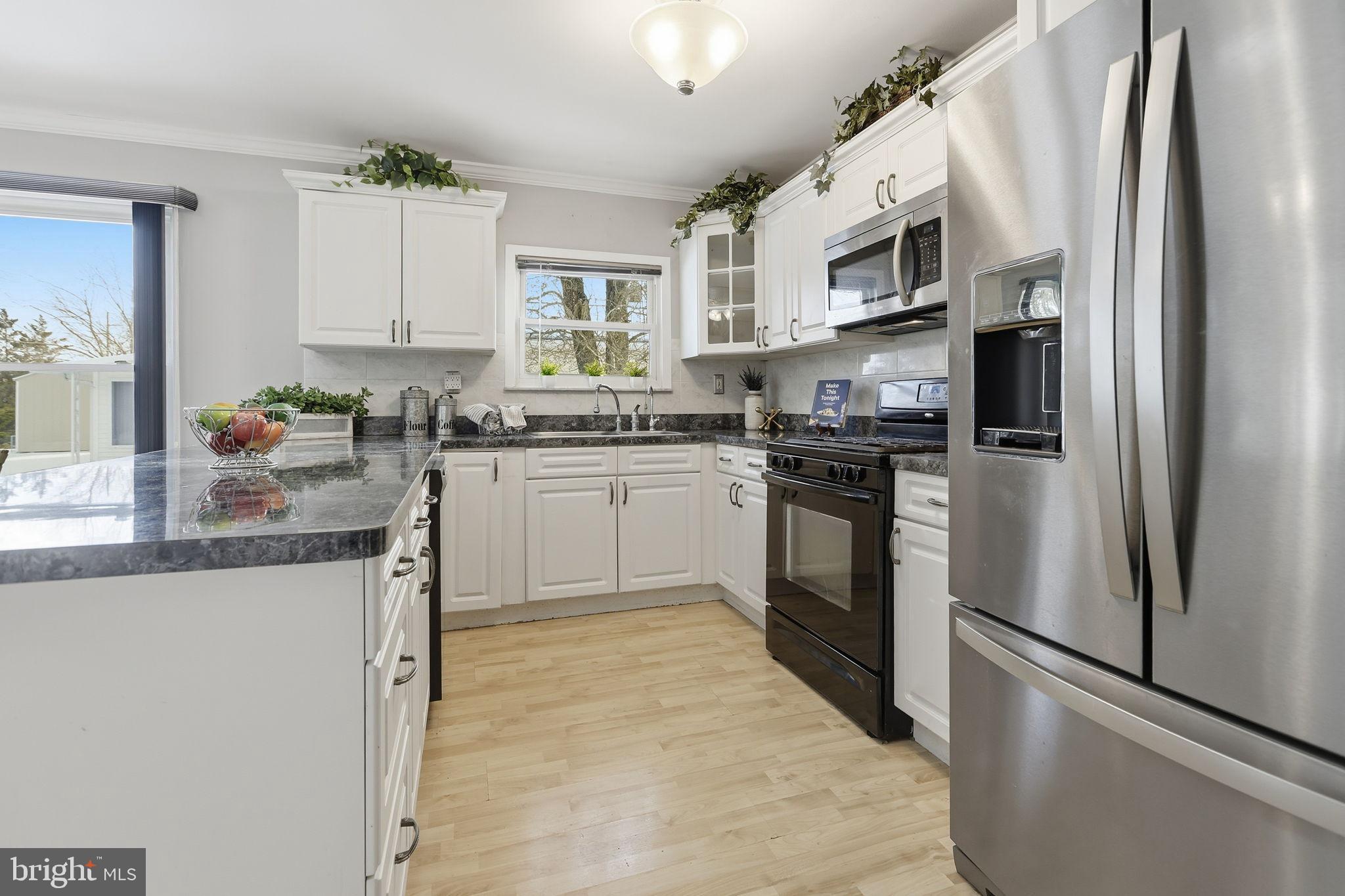 HOLIDAY CITY - WEST - Residential