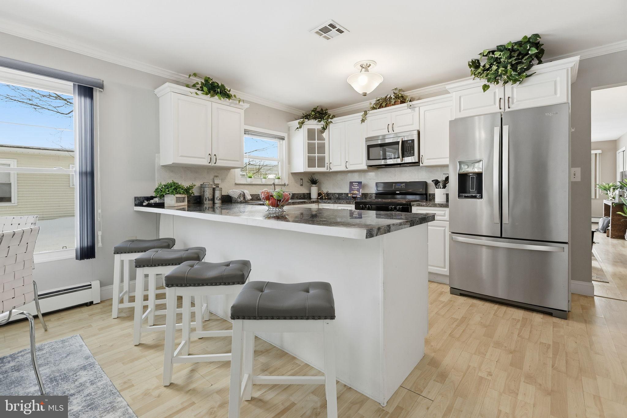 HOLIDAY CITY - WEST - Residential