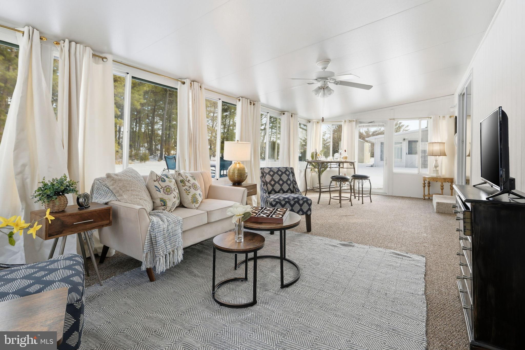 HOLIDAY CITY - WEST - Residential