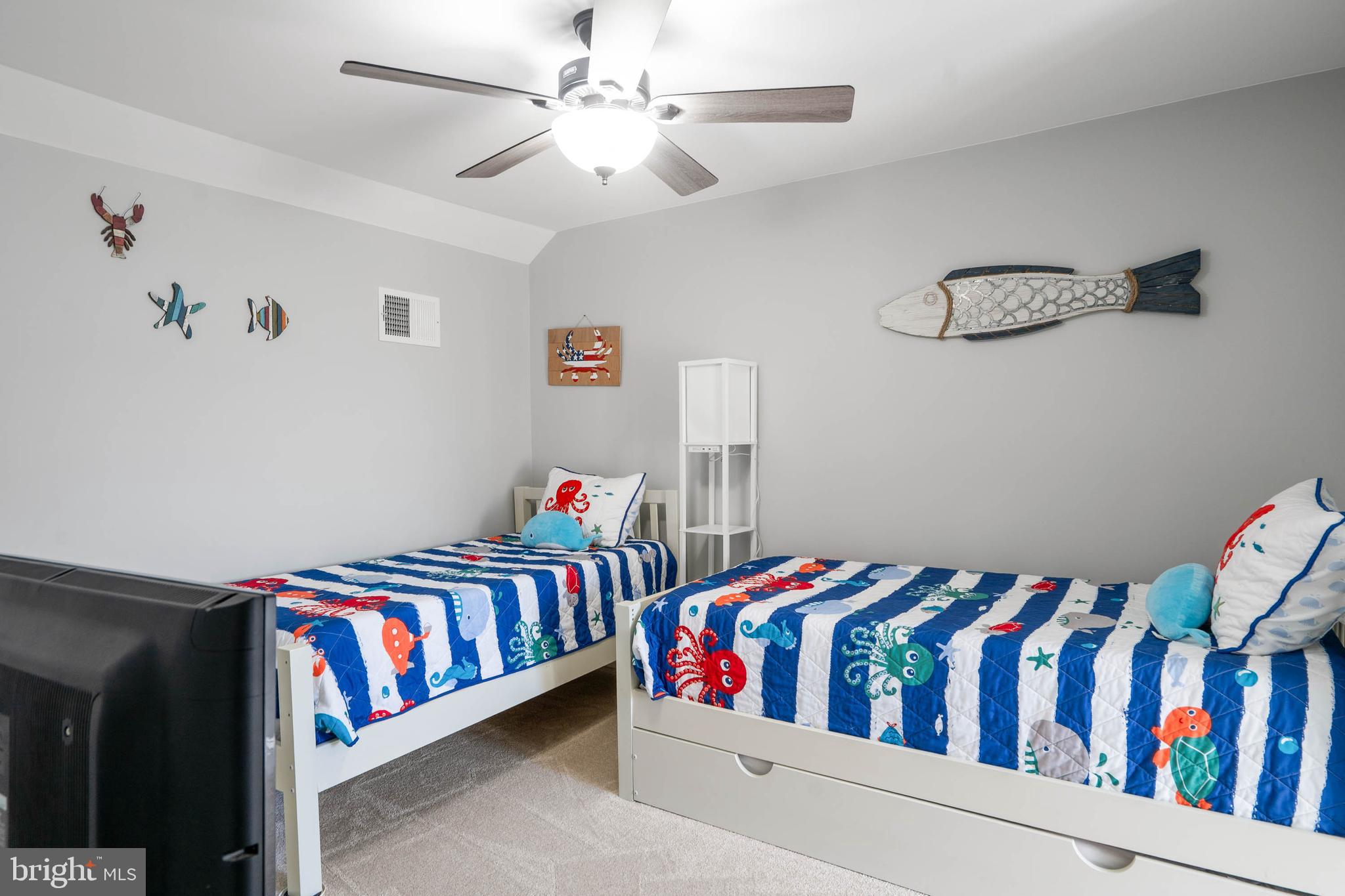 LIGHTHOUSE CROSSING - Residential