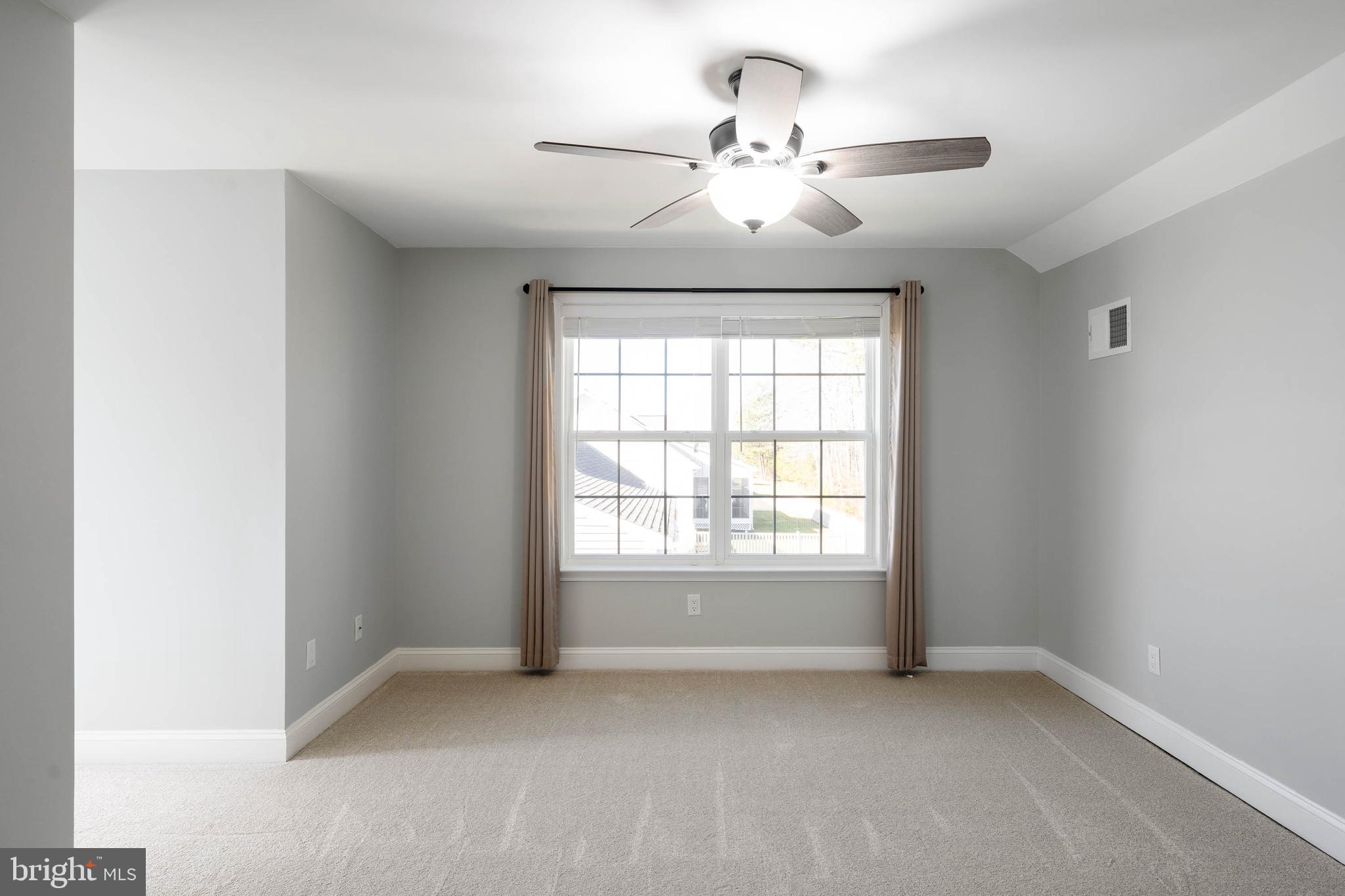 LIGHTHOUSE CROSSING - Residential