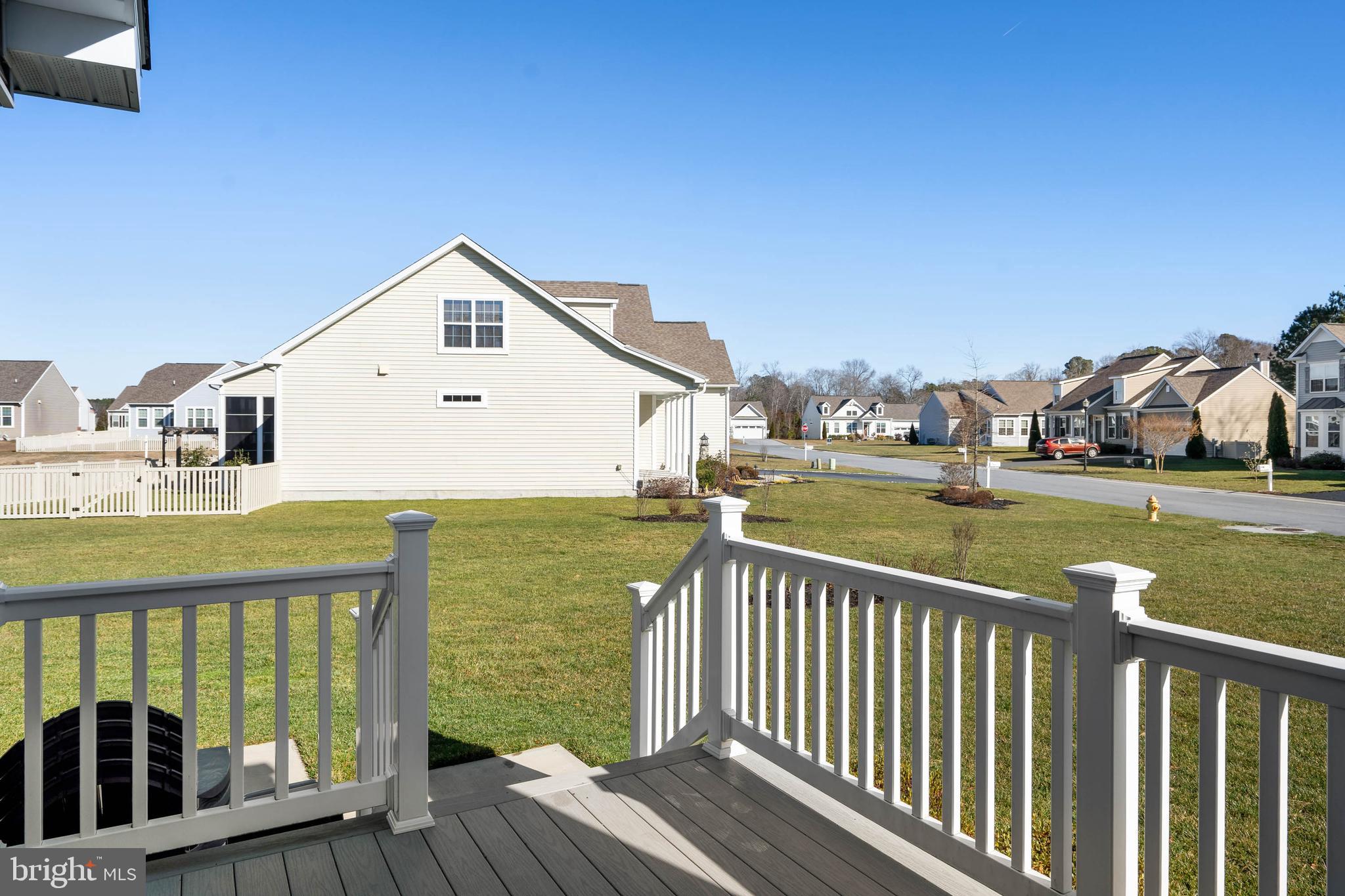 LIGHTHOUSE CROSSING - Residential