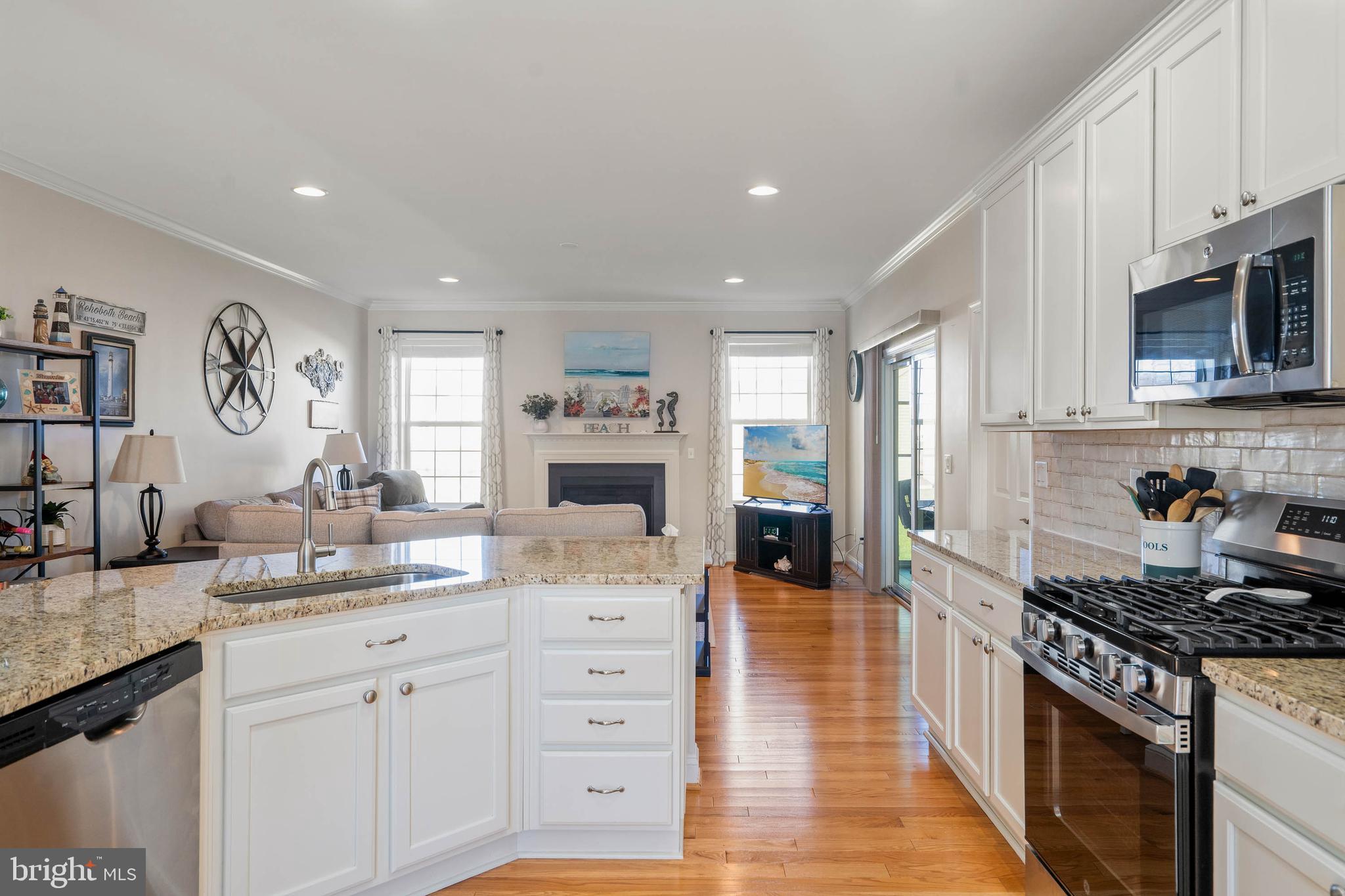 LIGHTHOUSE CROSSING - Residential