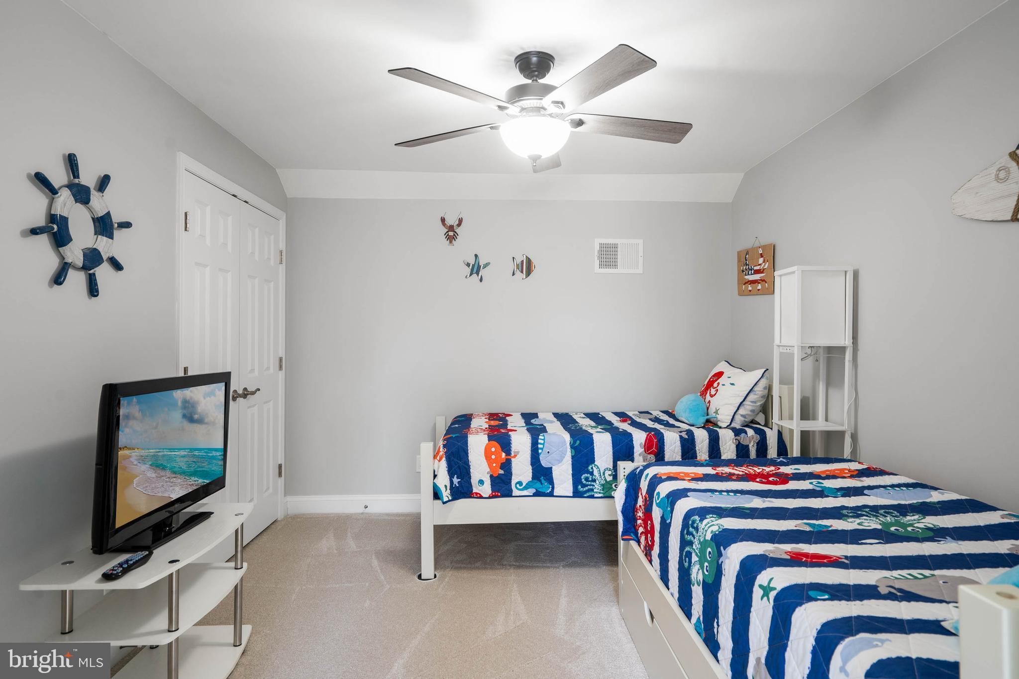 LIGHTHOUSE CROSSING - Residential