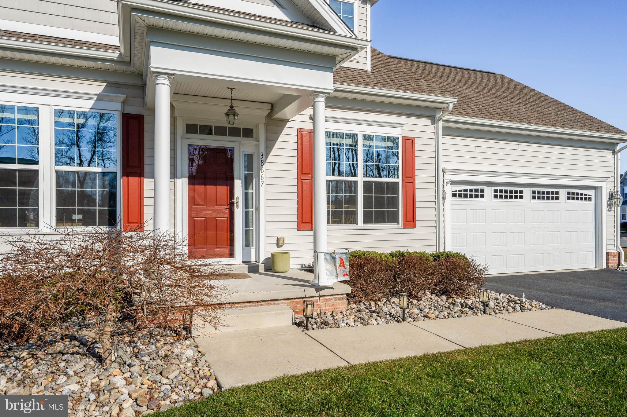 LIGHTHOUSE CROSSING - Residential