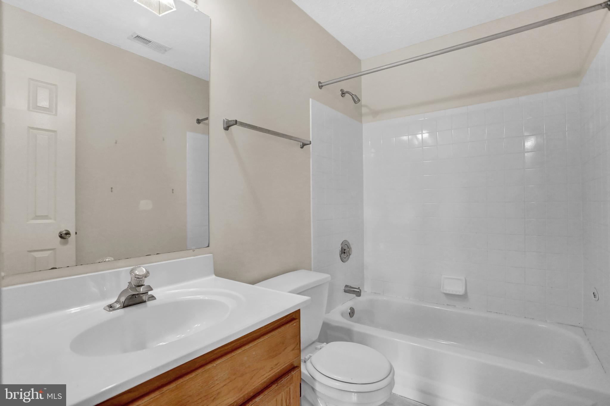 THE BAYLANDS - Residential