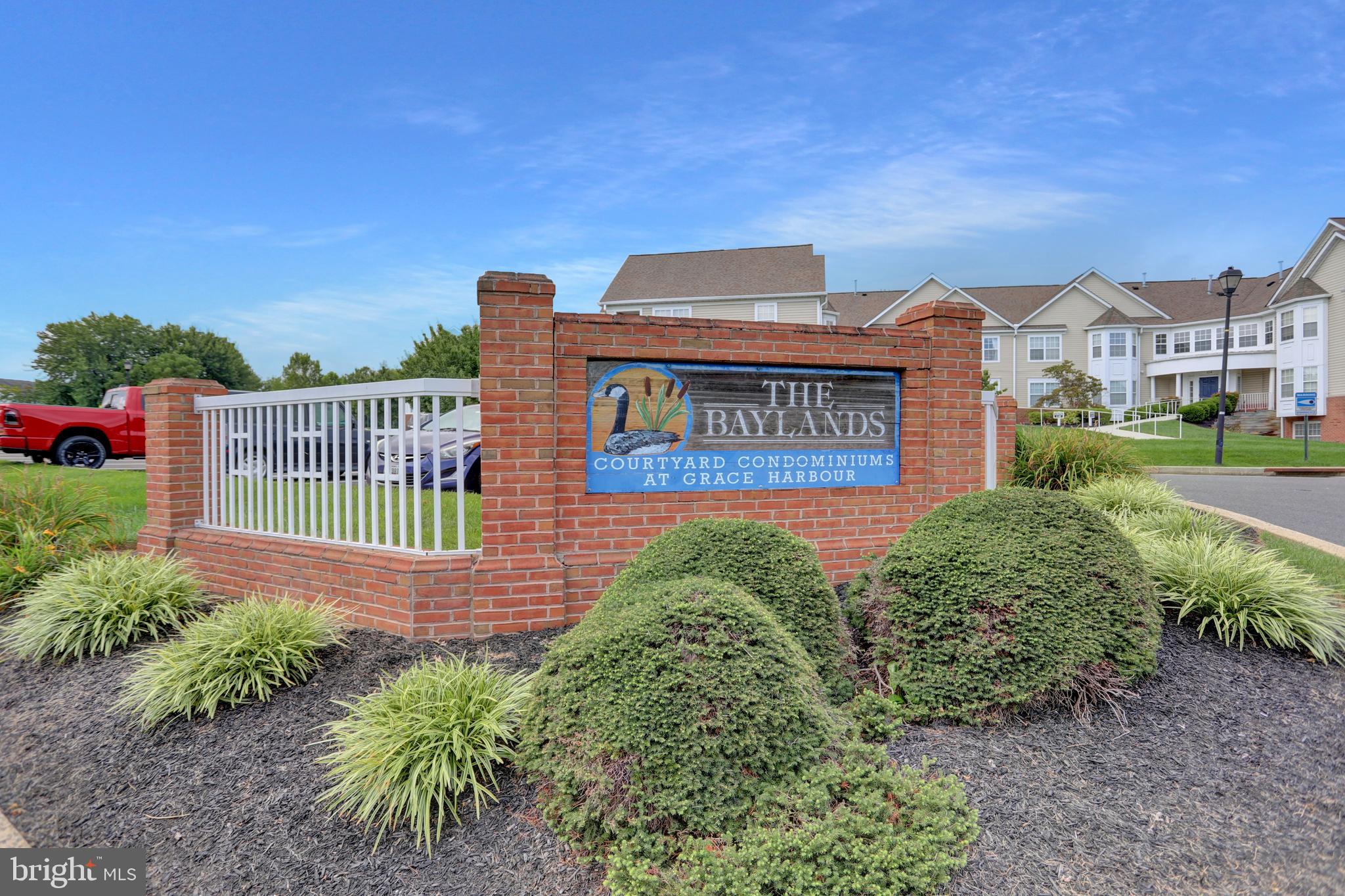 THE BAYLANDS - Residential