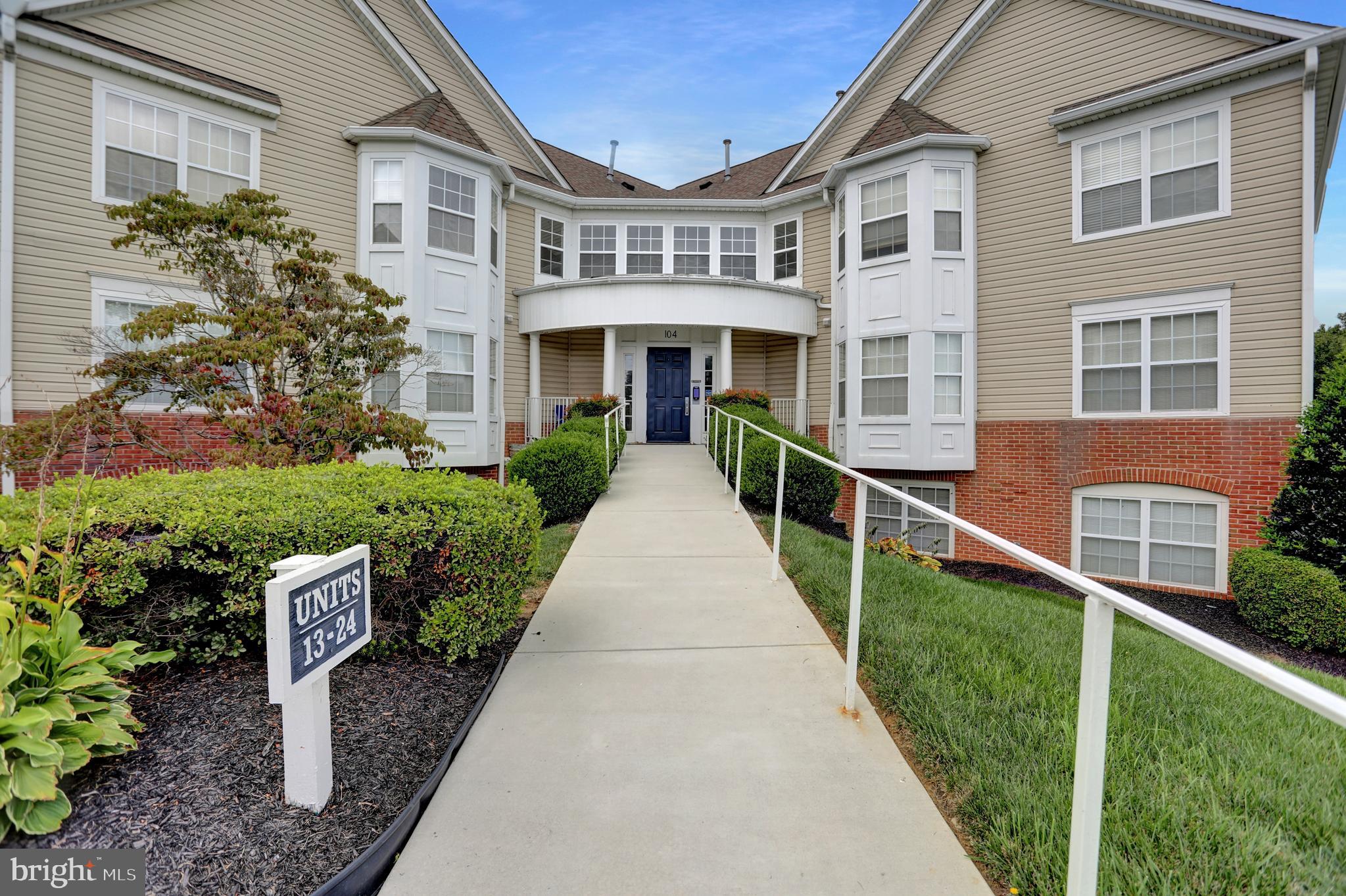 THE BAYLANDS - Residential