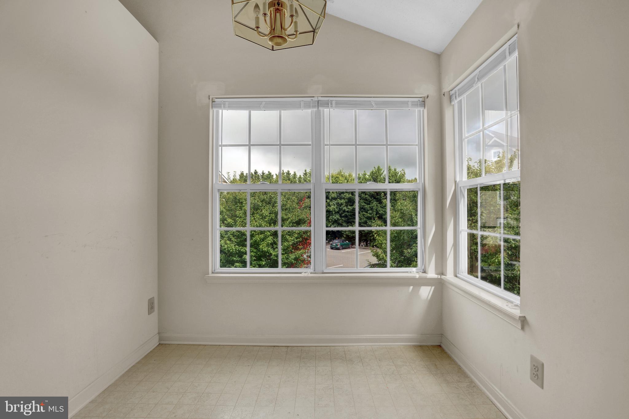 THE BAYLANDS - Residential