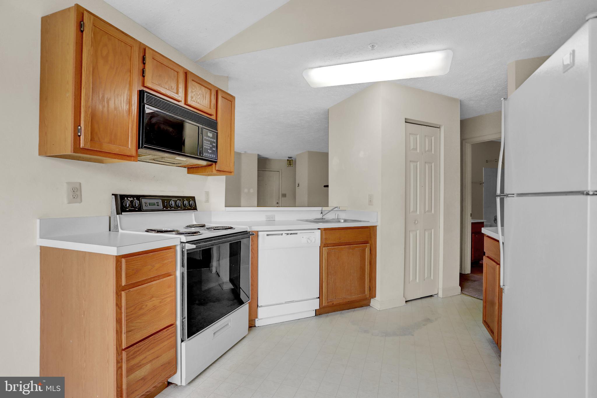 THE BAYLANDS - Residential