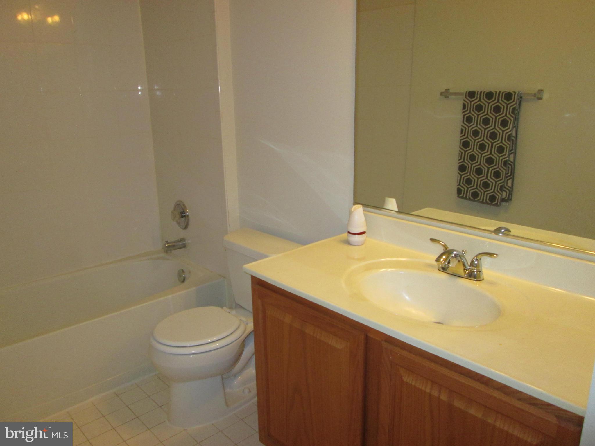 LORTON STATION NORTH CND - Residential