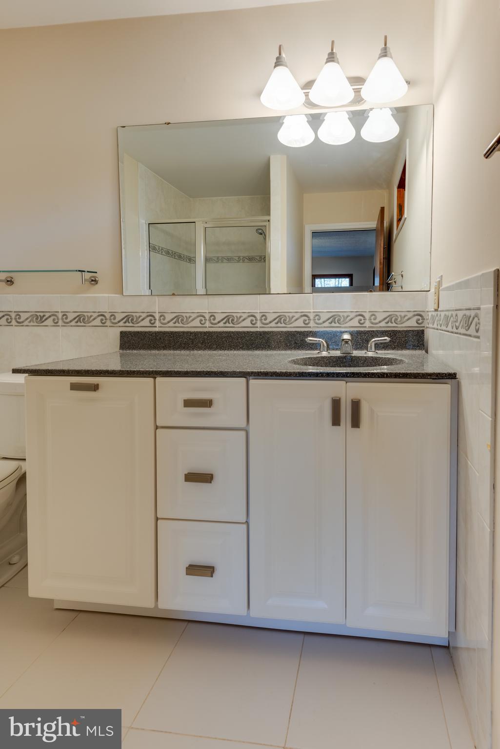 BRETON BAY ESTATES - Residential