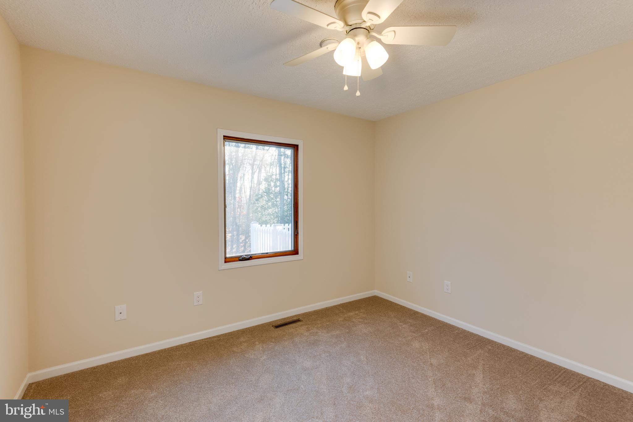 BRETON BAY ESTATES - Residential