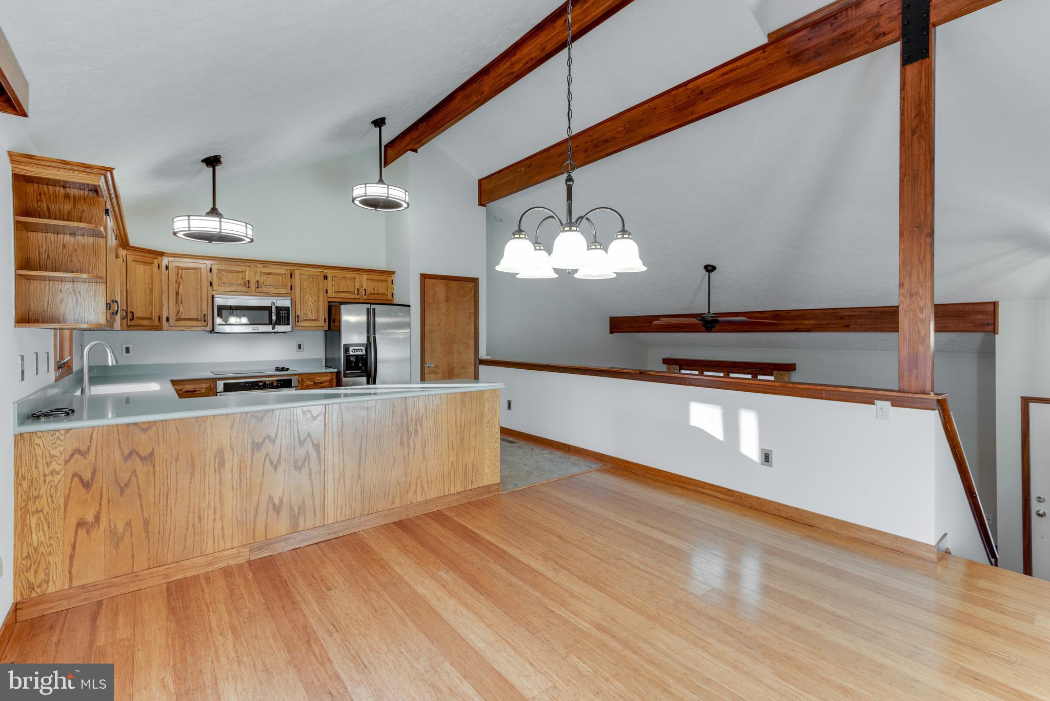 BRETON BAY ESTATES - Residential