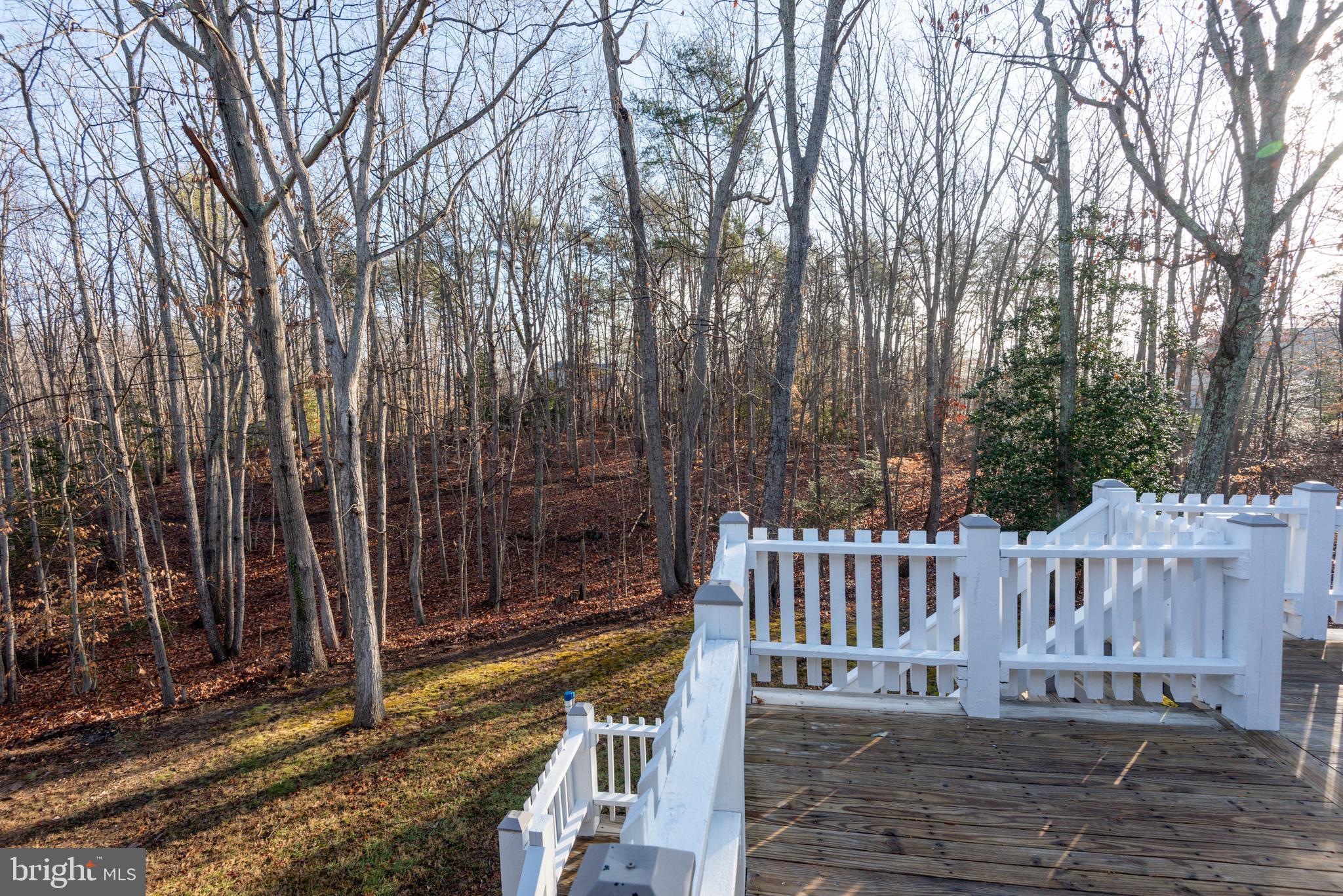 BRETON BAY ESTATES - Residential