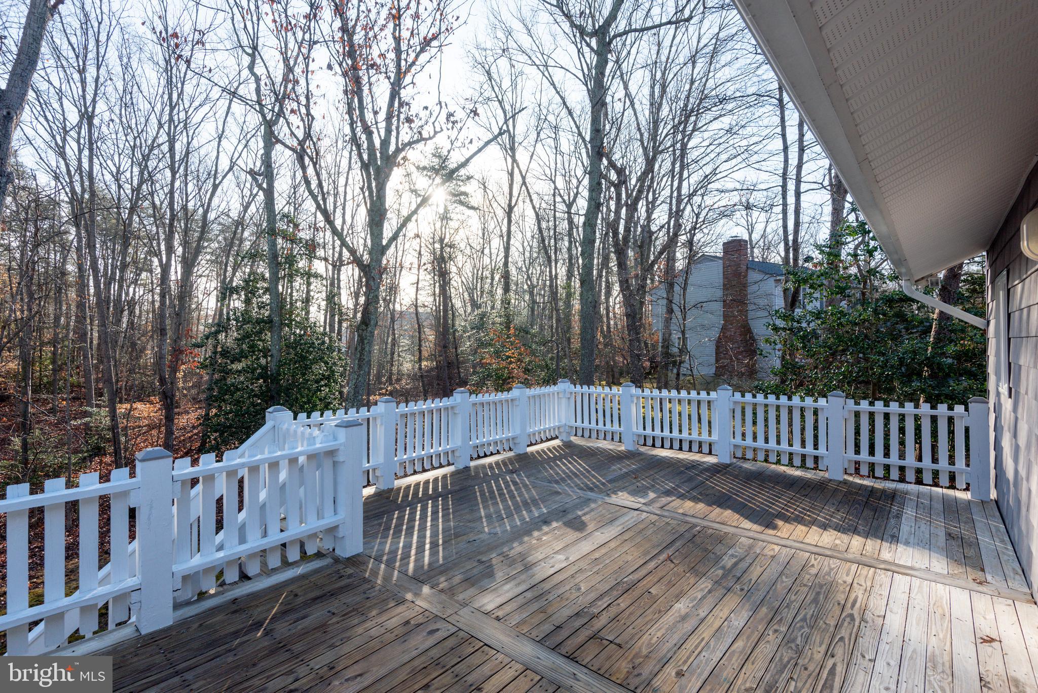 BRETON BAY ESTATES - Residential