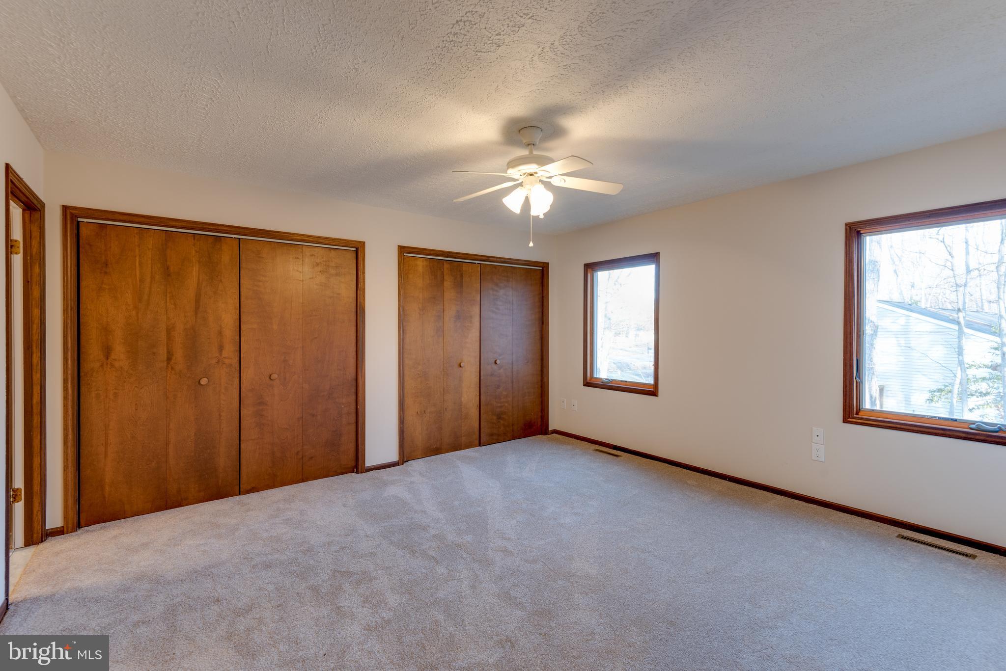 BRETON BAY ESTATES - Residential