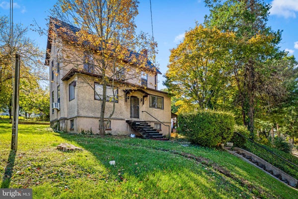 4817 W FOREST PARK AVE, GWYNN OAK, MD 21207 - Image 002e9aa7c7dec468e15bdc1508a3696f/4067453884