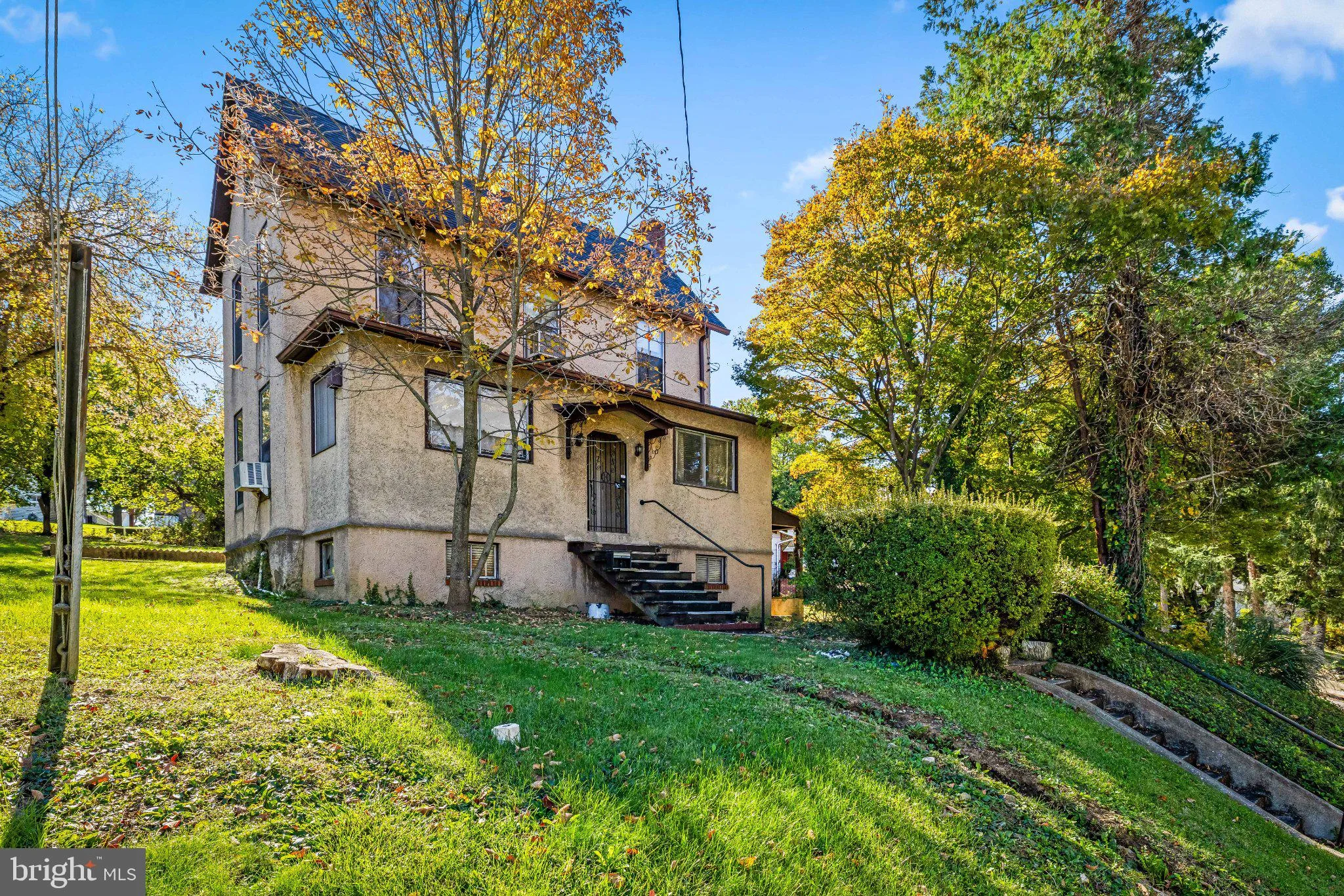 4817 W Forest Park Avenue