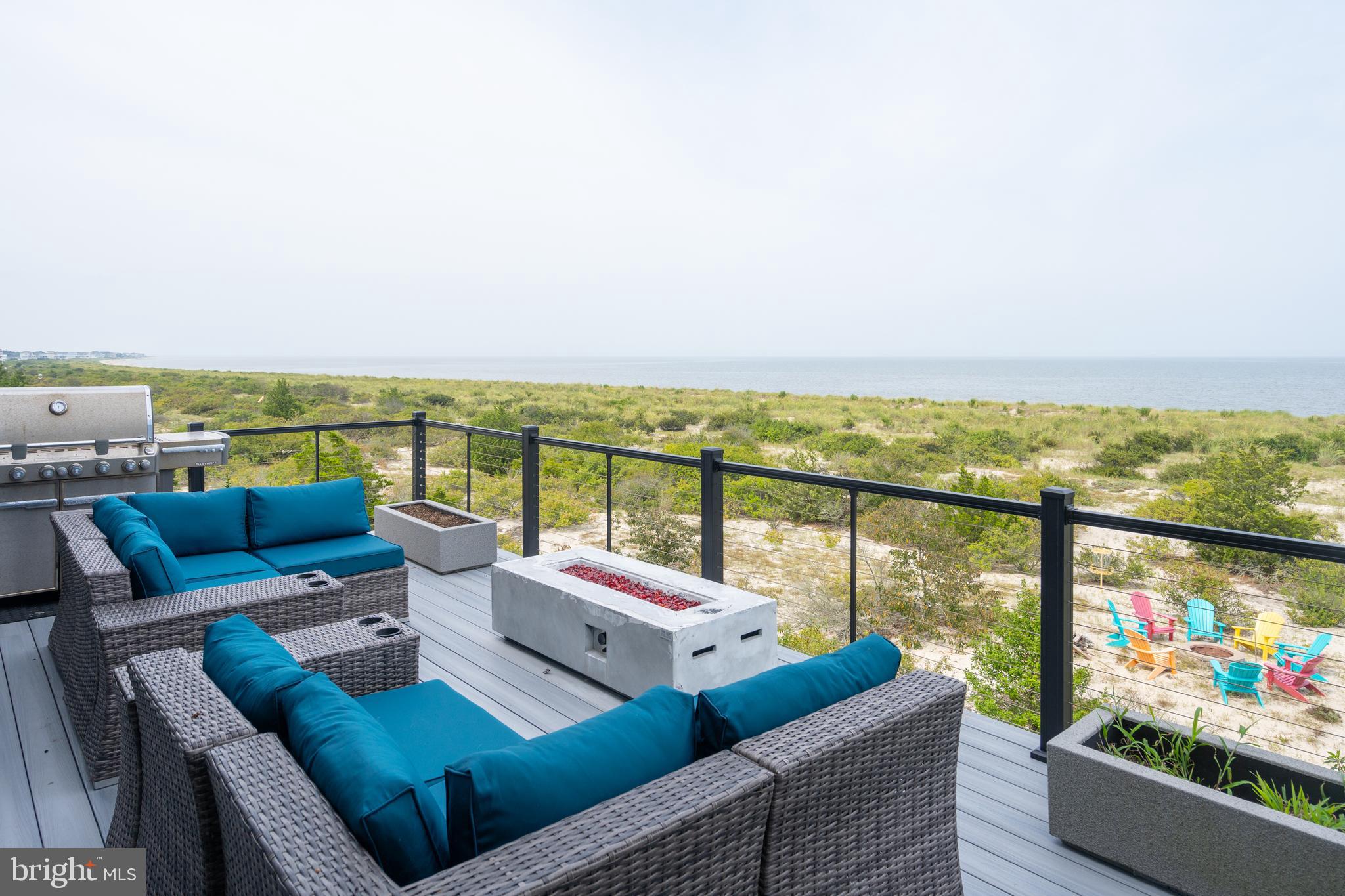 BACK BAY COVE - Residential