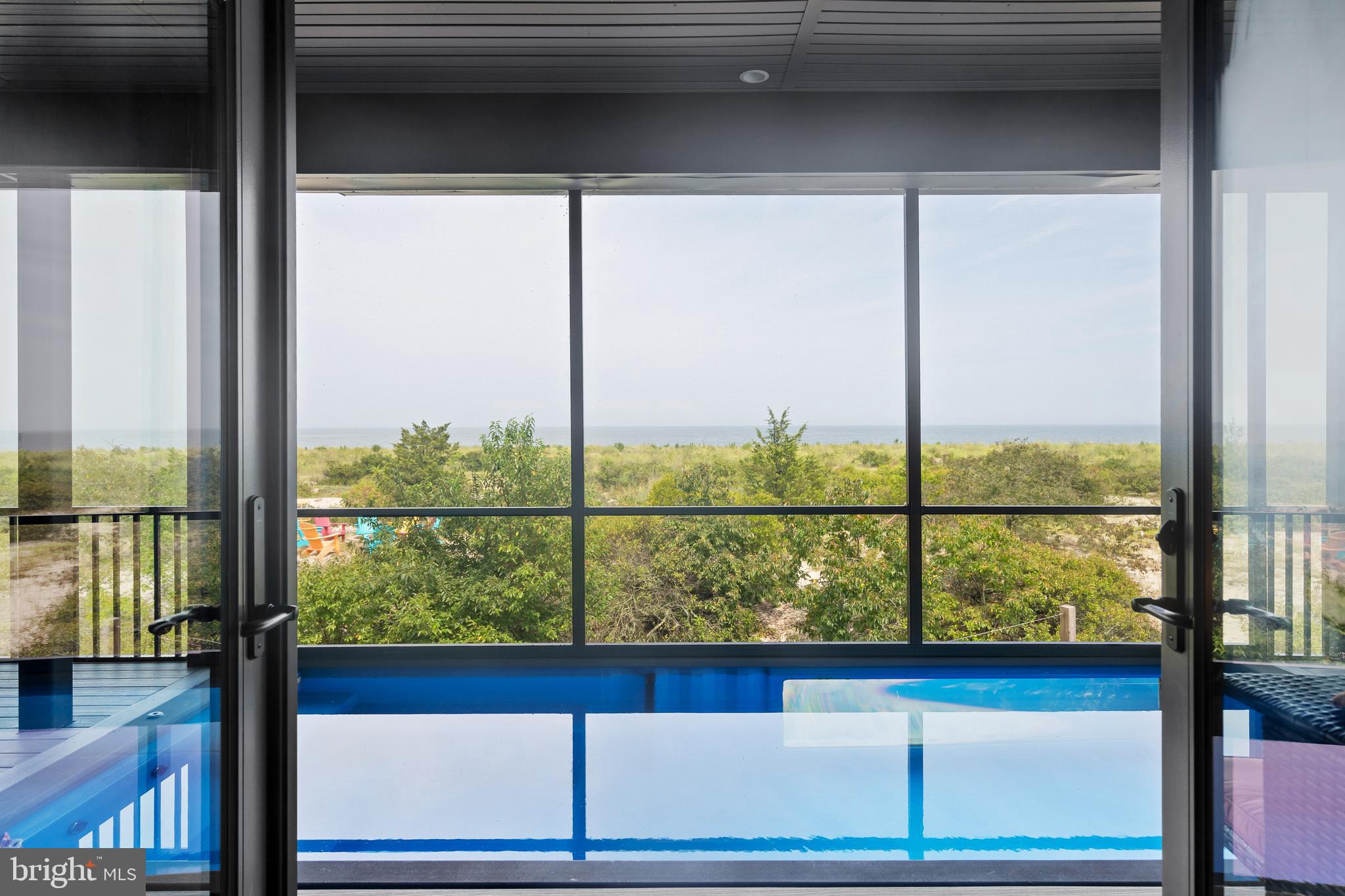 BACK BAY COVE - Residential