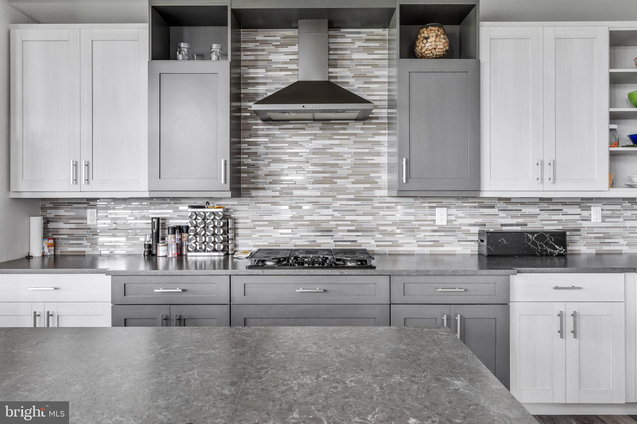 BACK BAY COVE - Residential