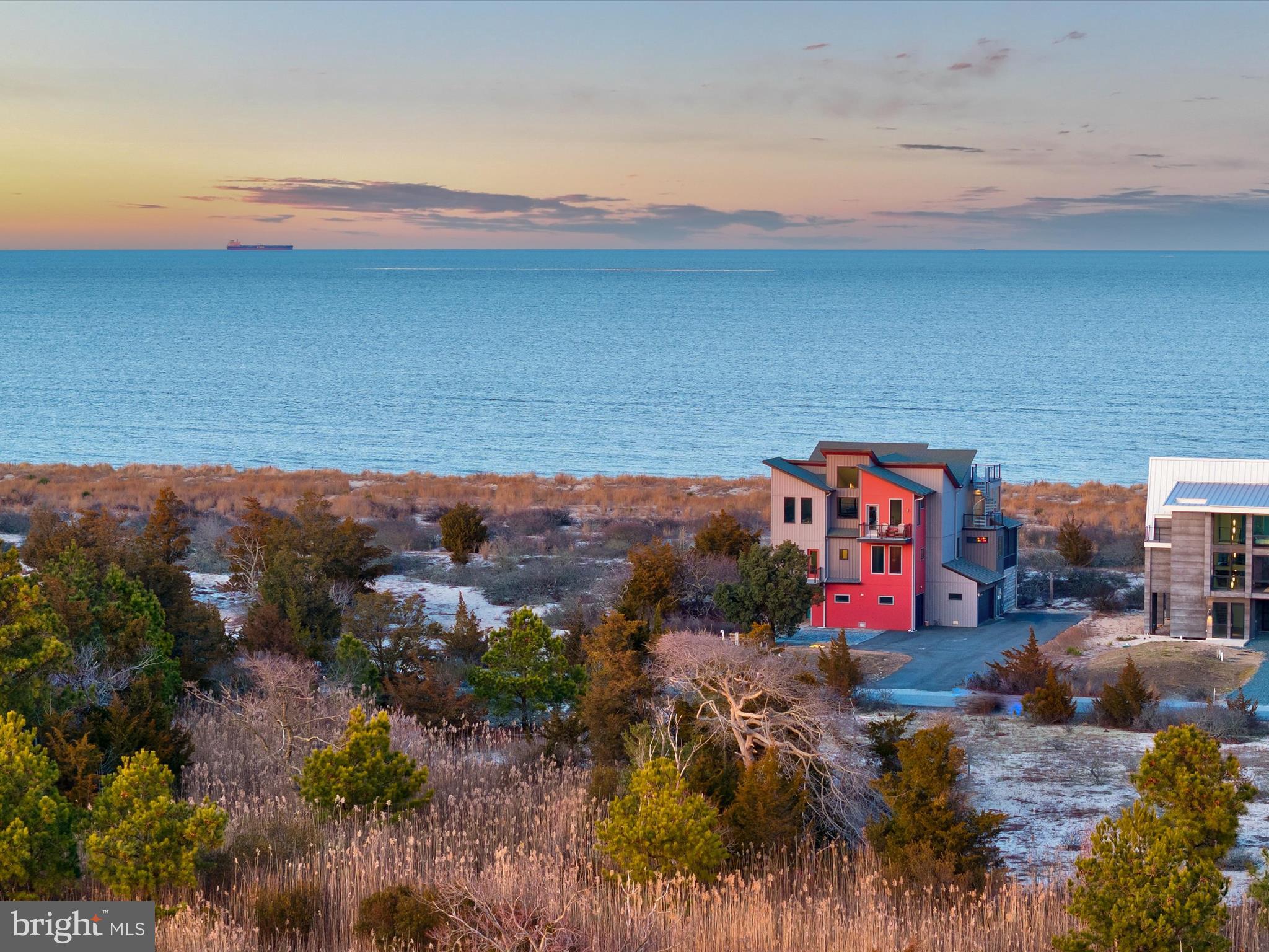 BACK BAY COVE - Residential