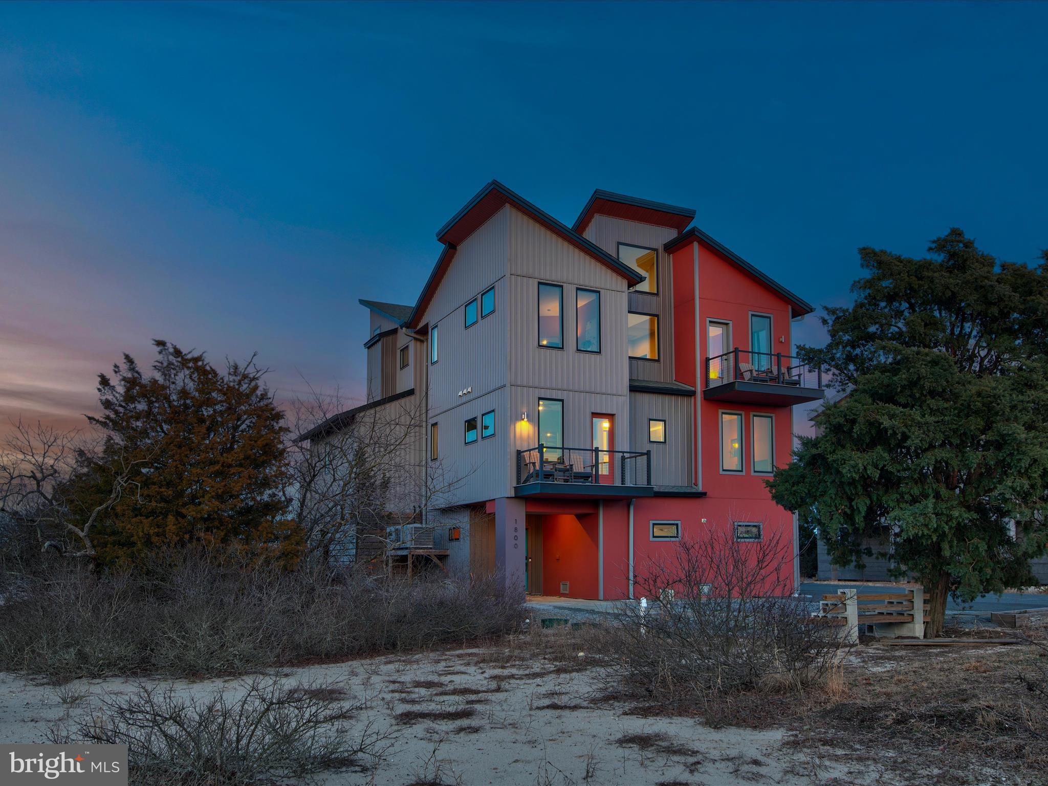 BACK BAY COVE - Residential