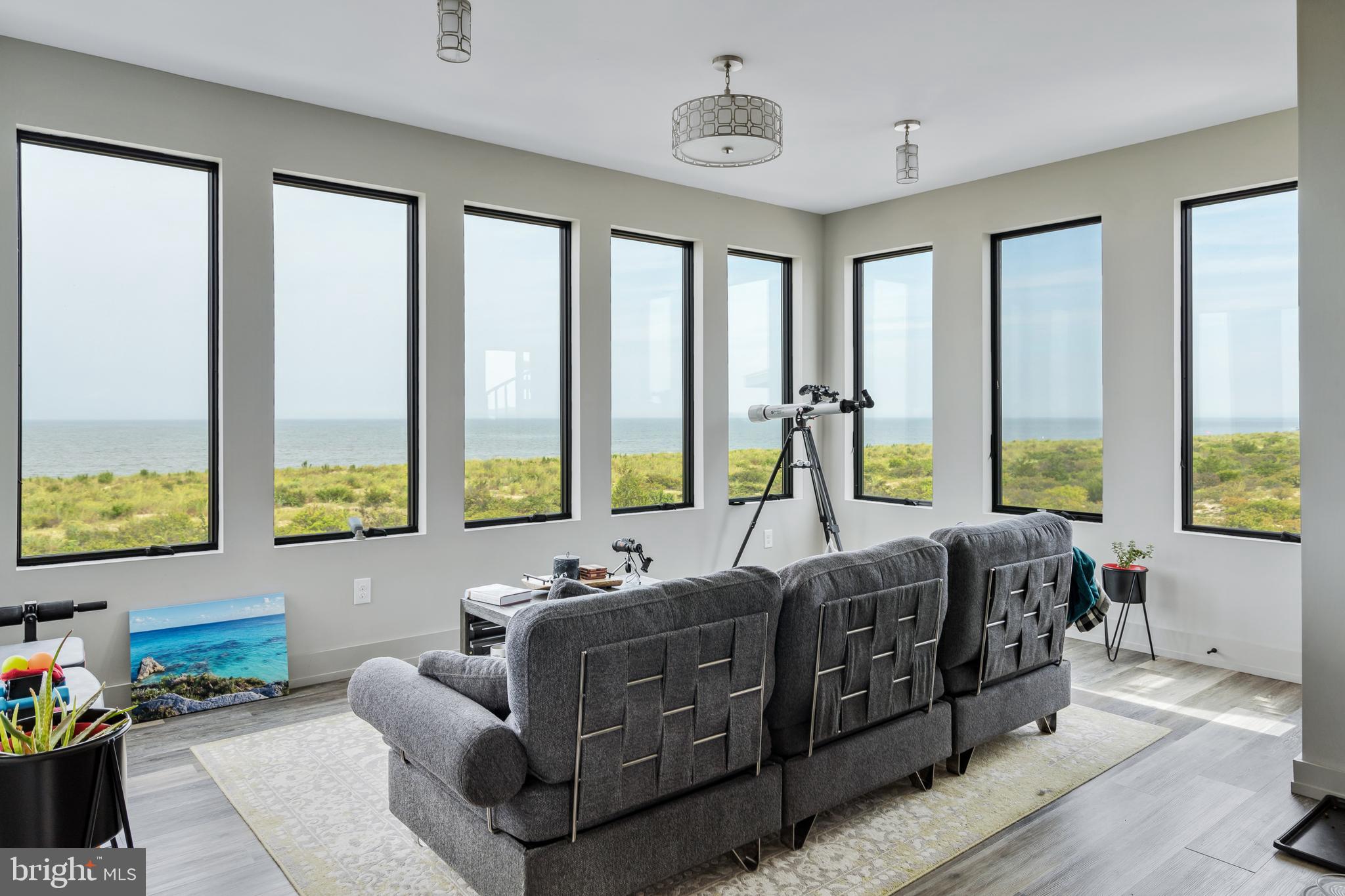 BACK BAY COVE - Residential