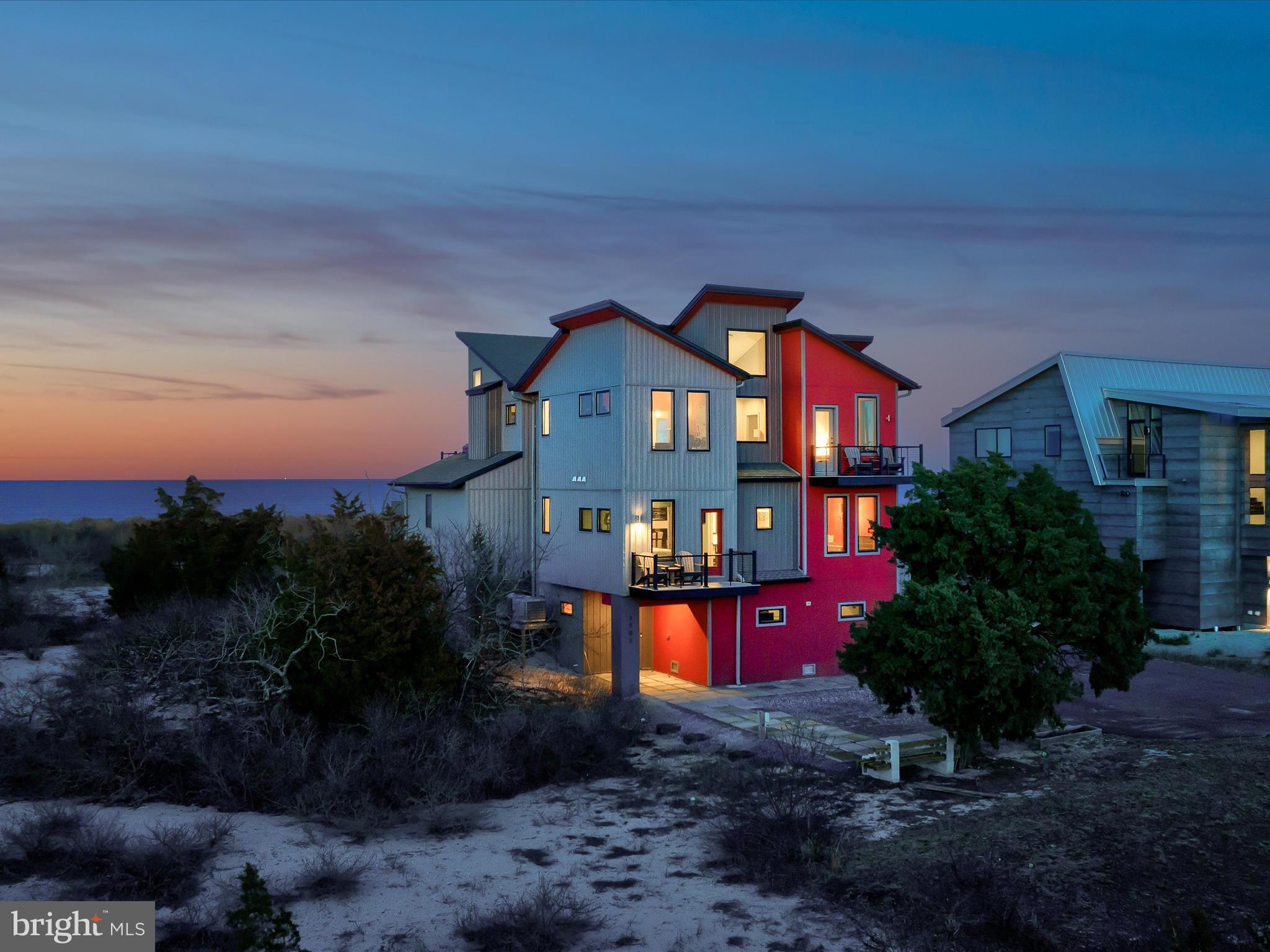 BACK BAY COVE - Residential