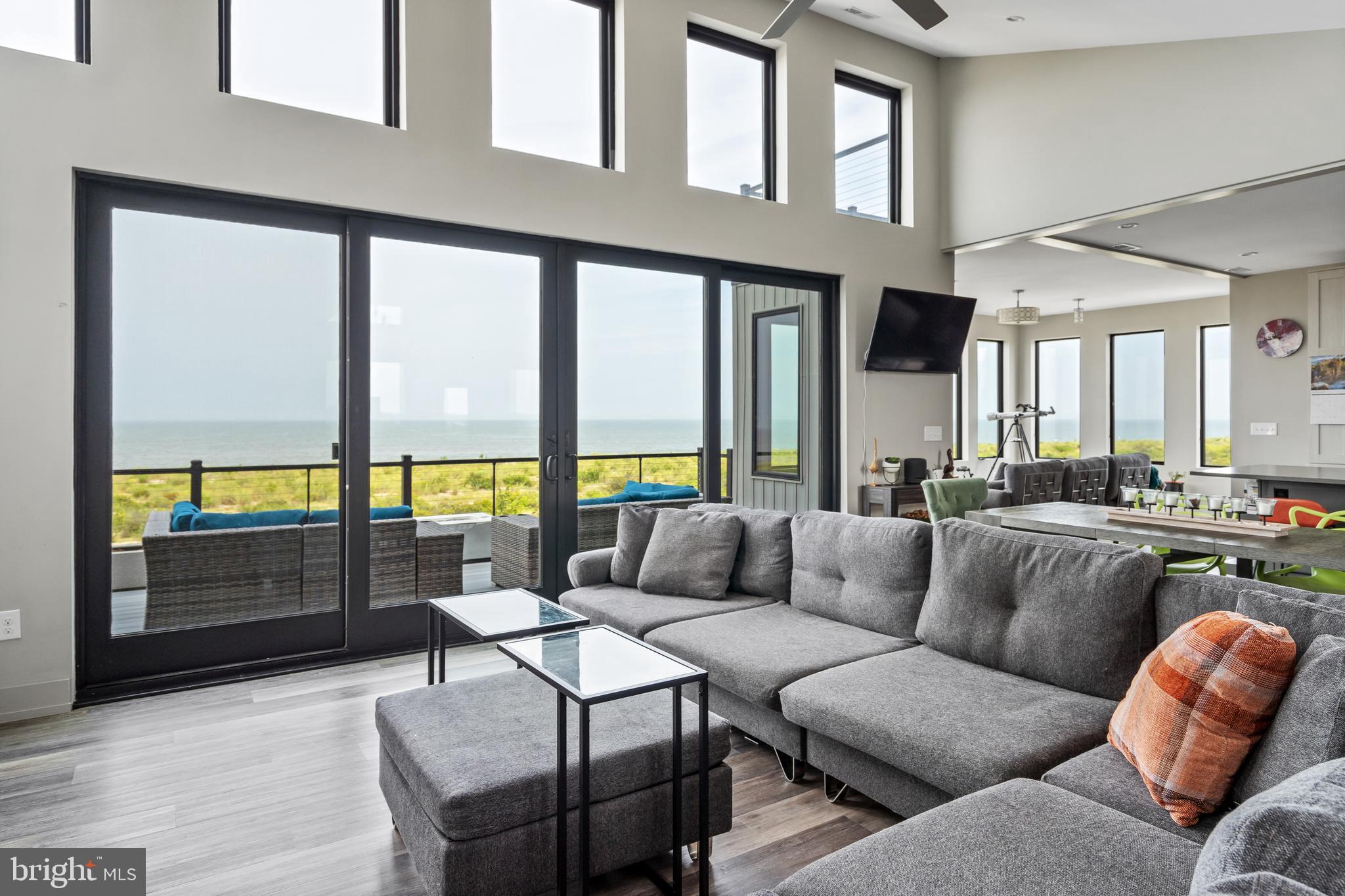 BACK BAY COVE - Residential