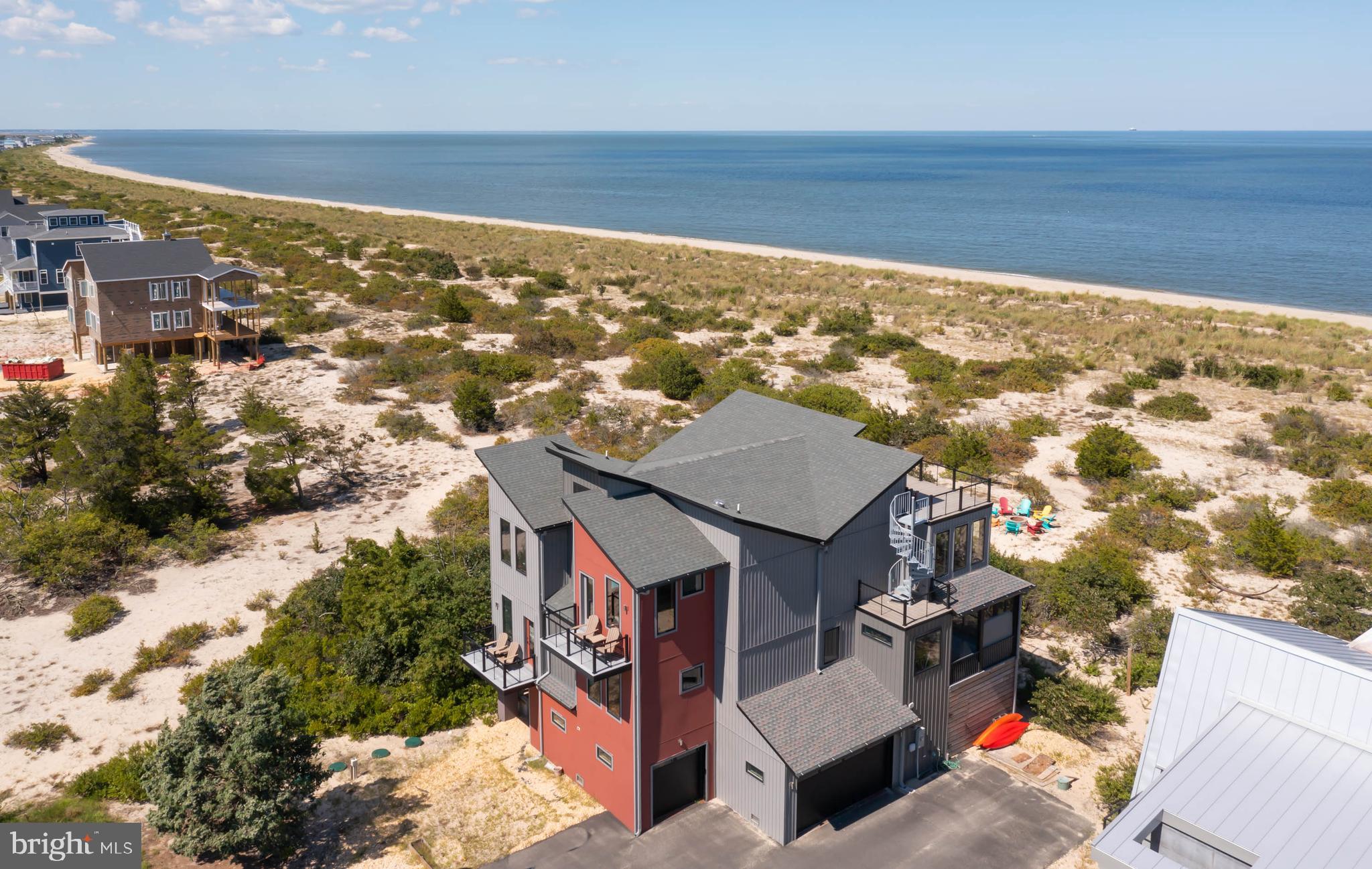 BACK BAY COVE - Residential