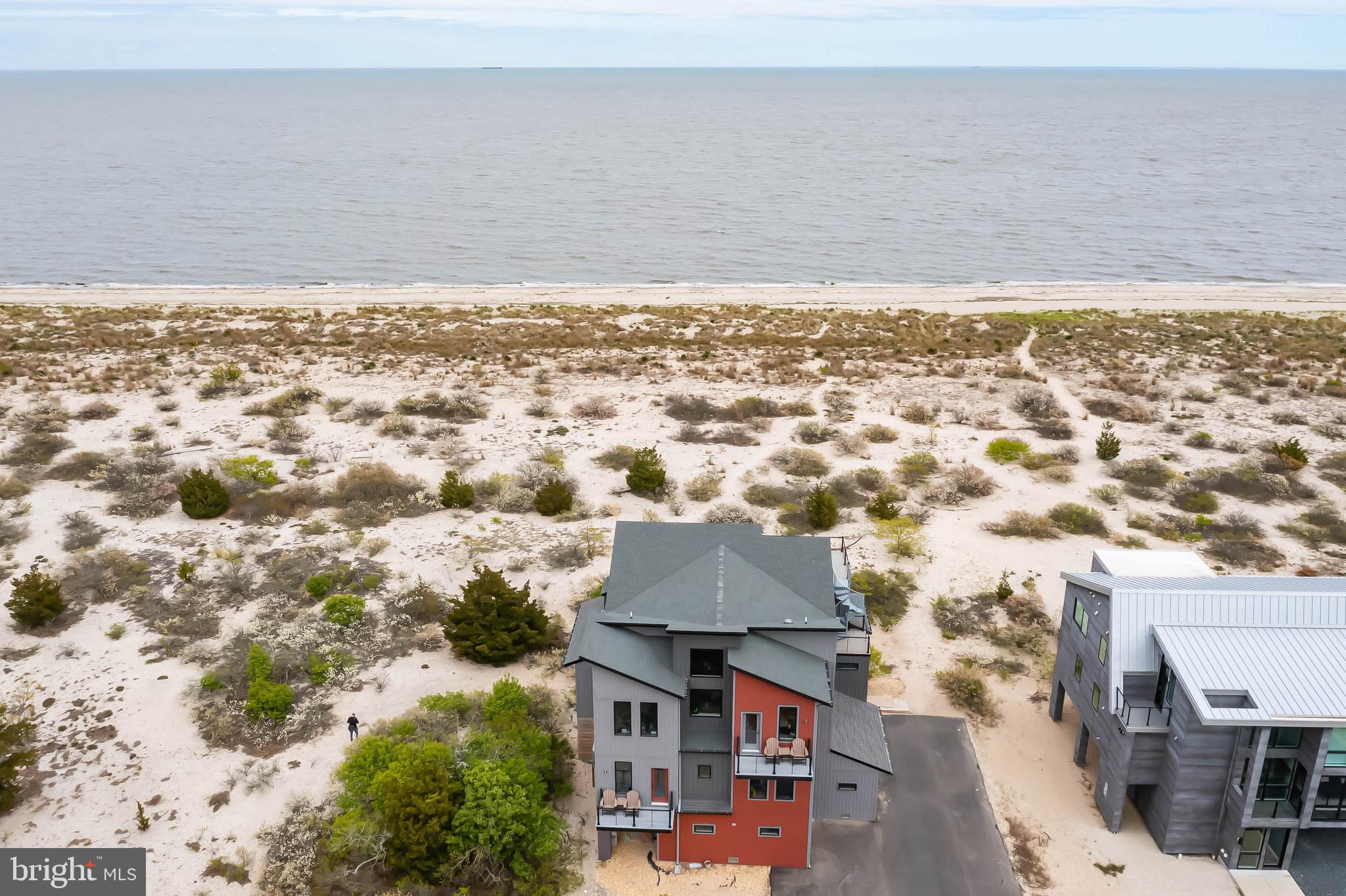 BACK BAY COVE - Residential