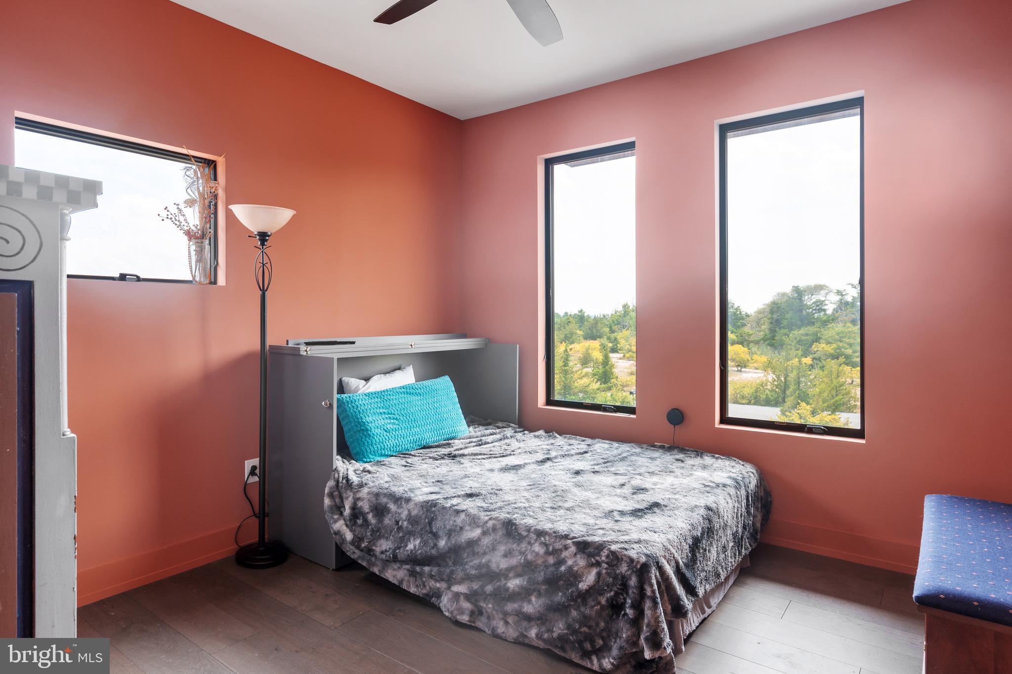 BACK BAY COVE - Residential