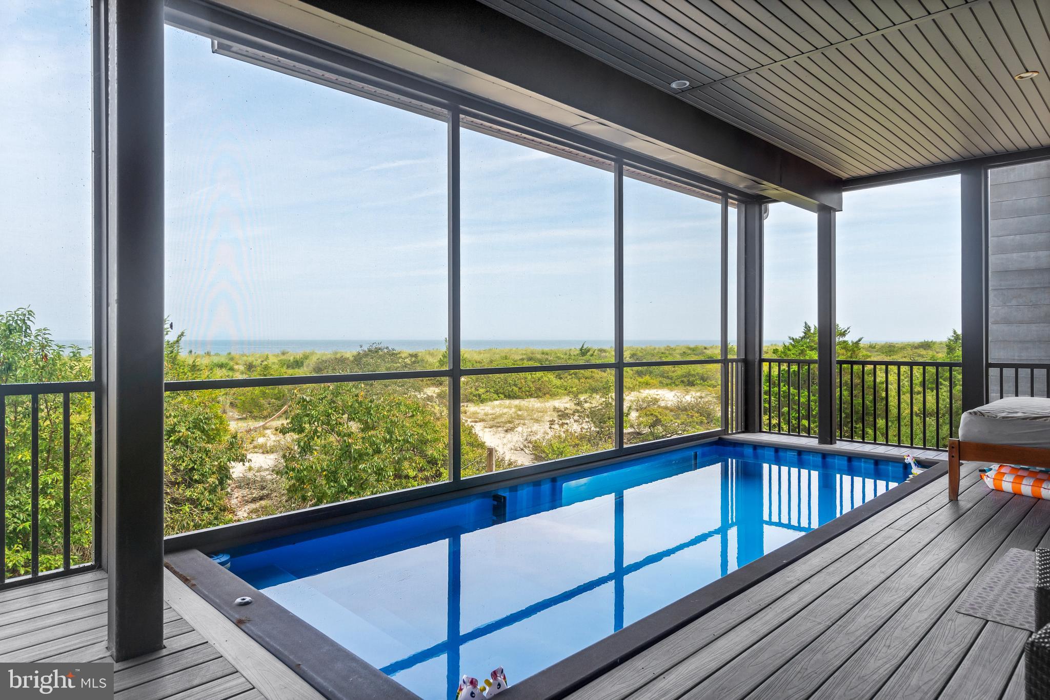 BACK BAY COVE - Residential