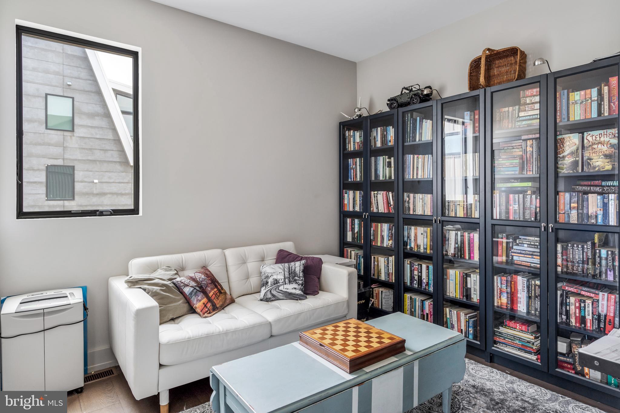 BACK BAY COVE - Residential