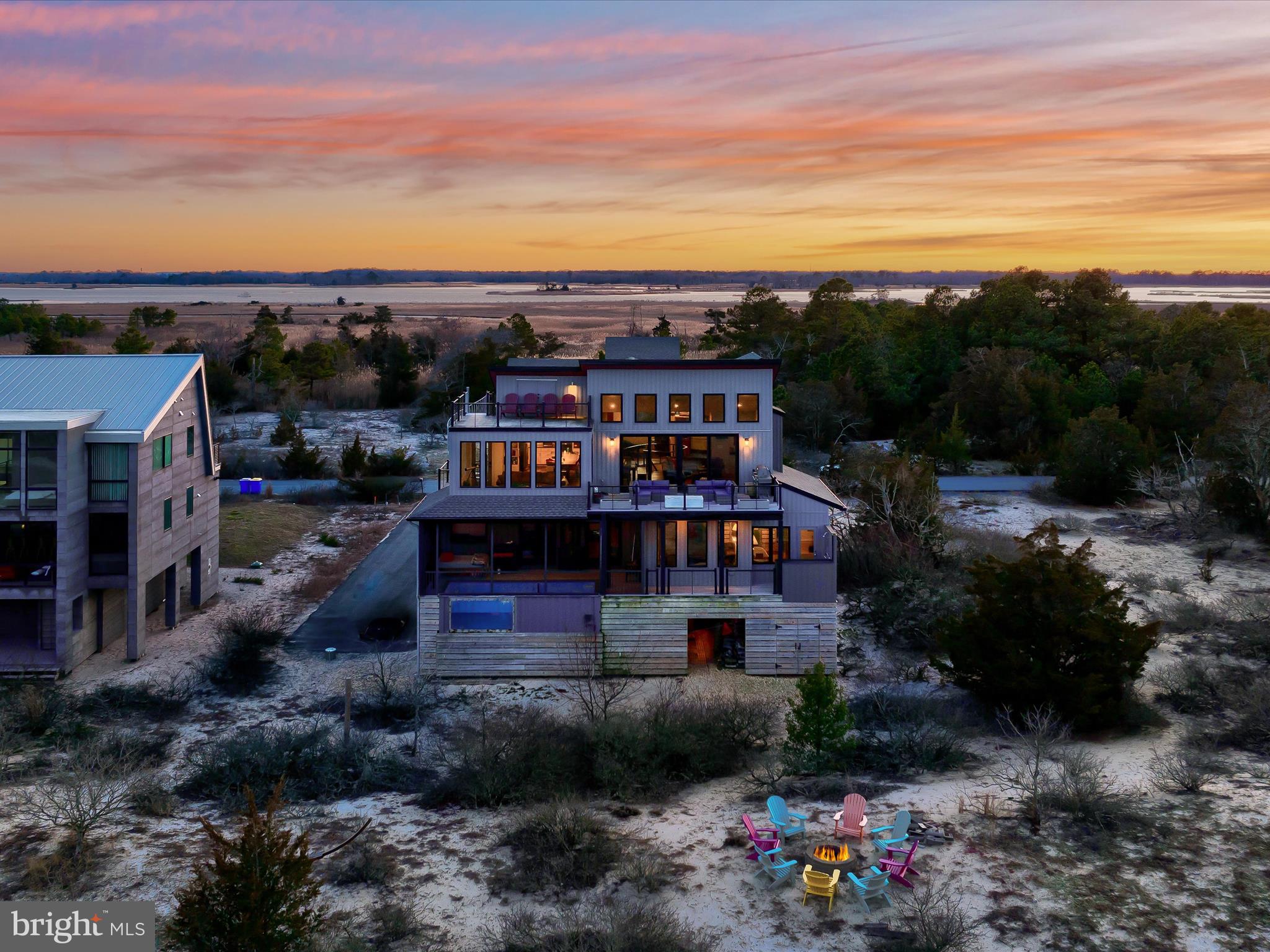 BACK BAY COVE - Residential