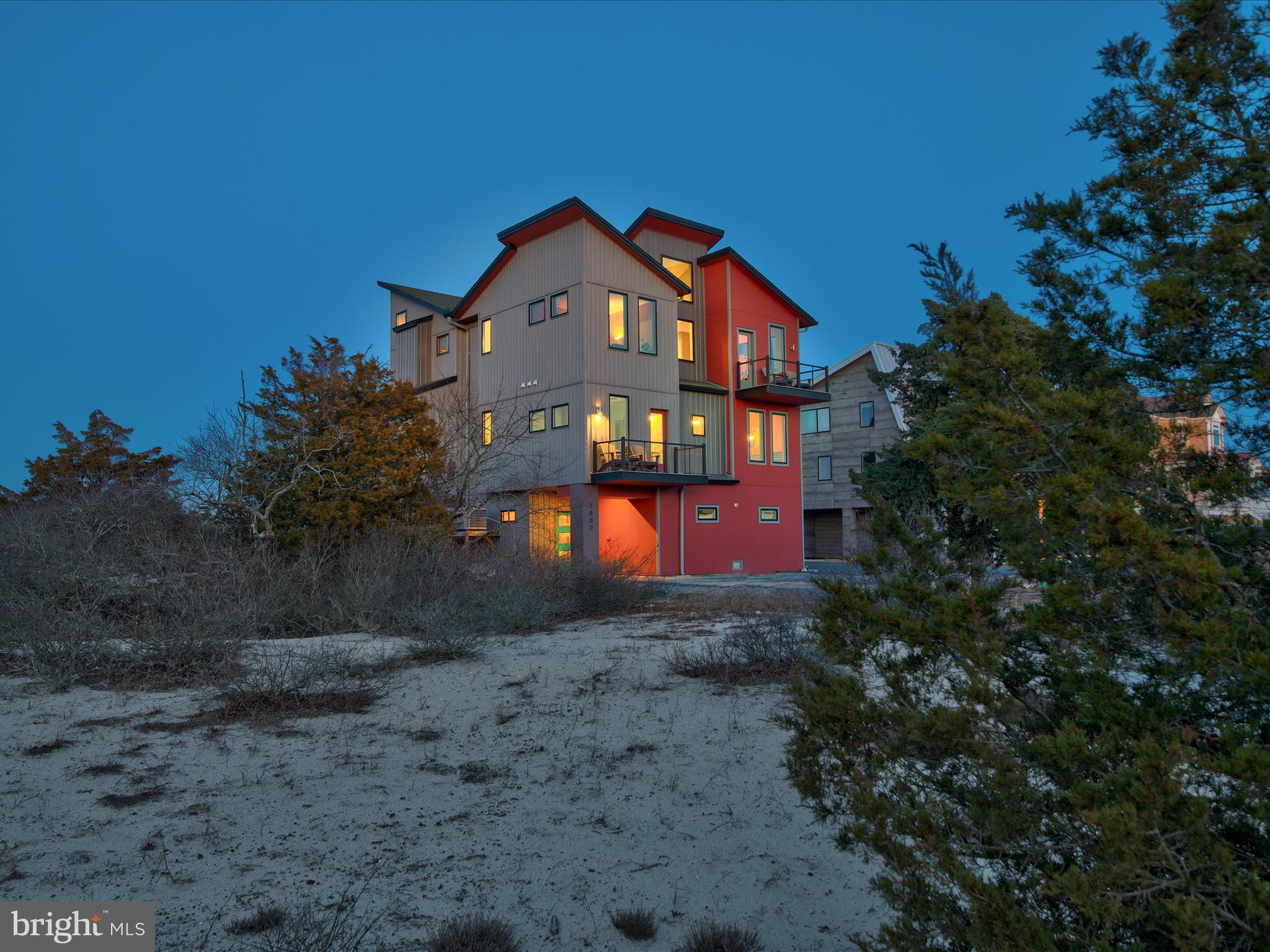 BACK BAY COVE - Residential