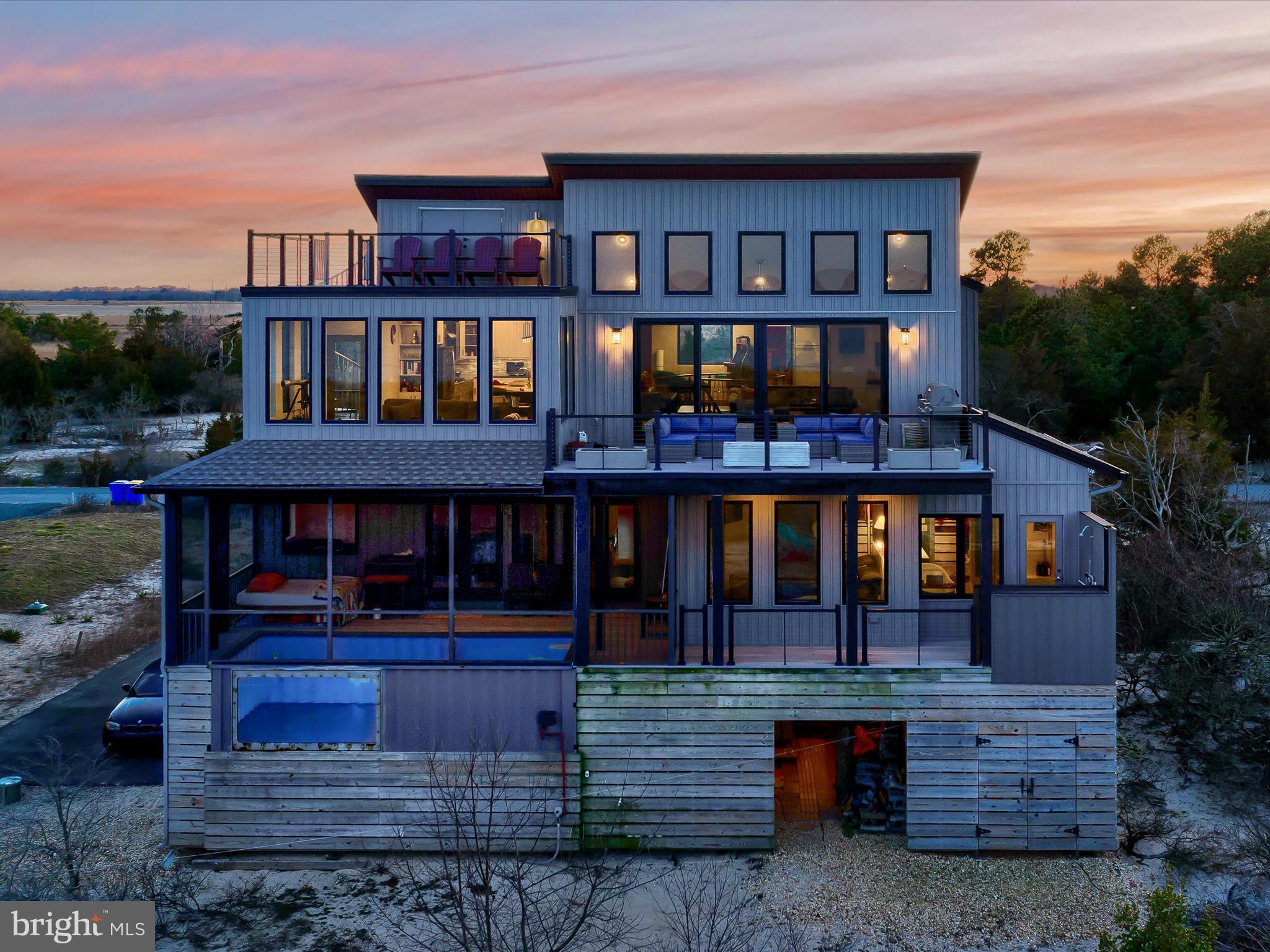 BACK BAY COVE - Residential