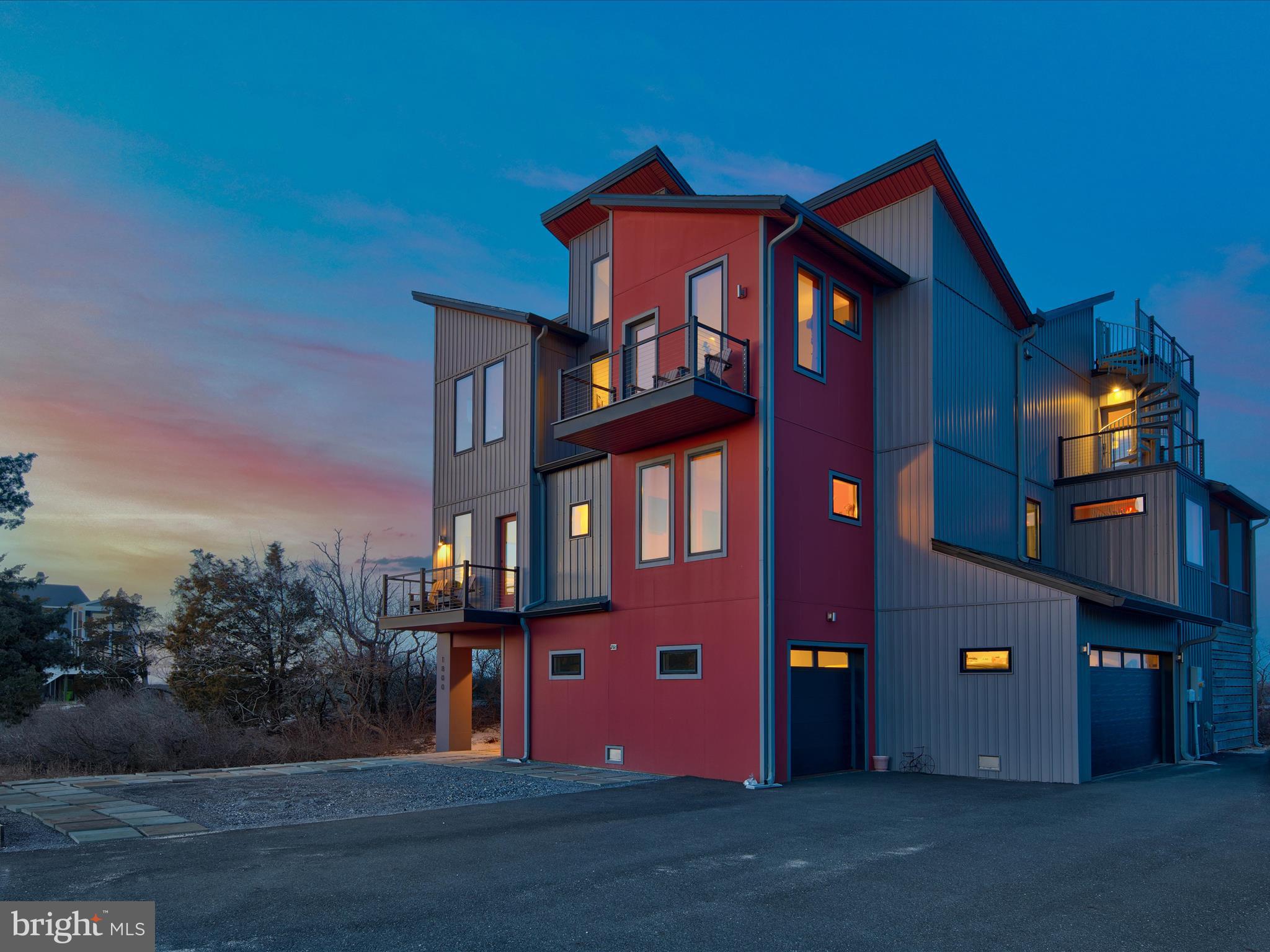 BACK BAY COVE - Residential