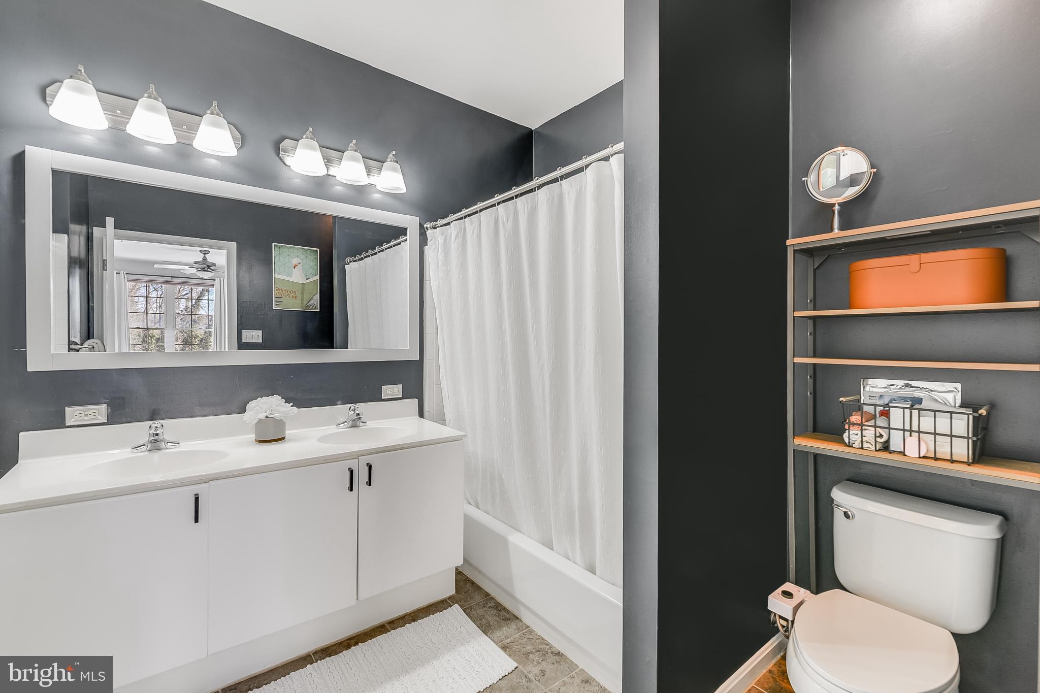 TIDEWATER COLONY - Residential