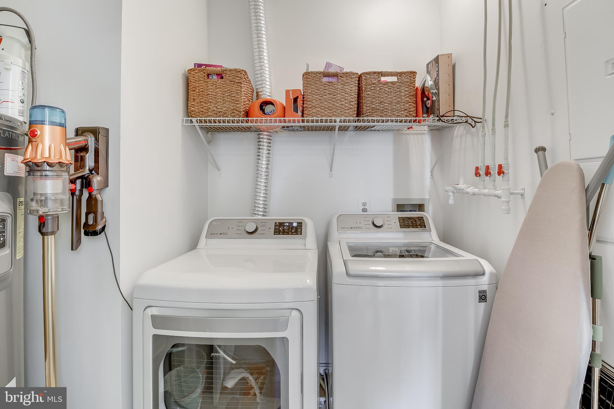 TIDEWATER COLONY - Residential