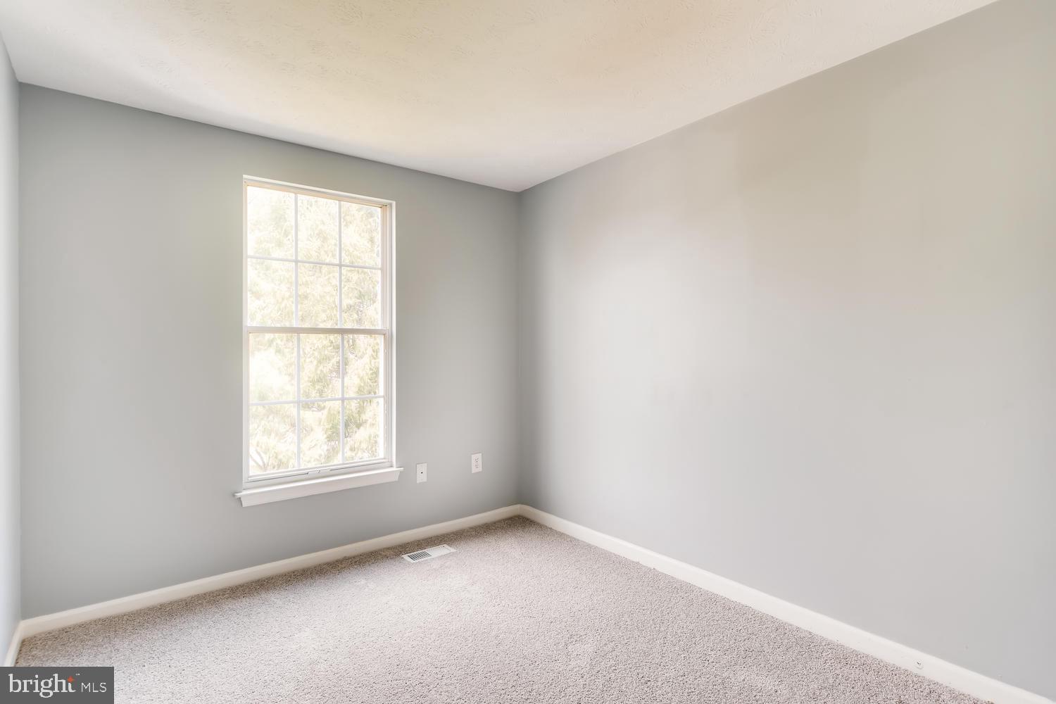 BRENTWOOD CONDO - Residential