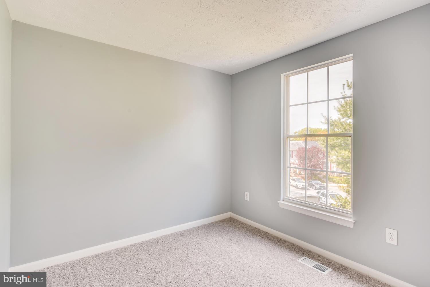 BRENTWOOD CONDO - Residential