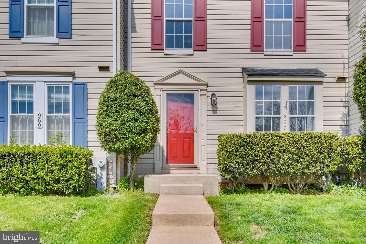 BRENTWOOD CONDO - Residential