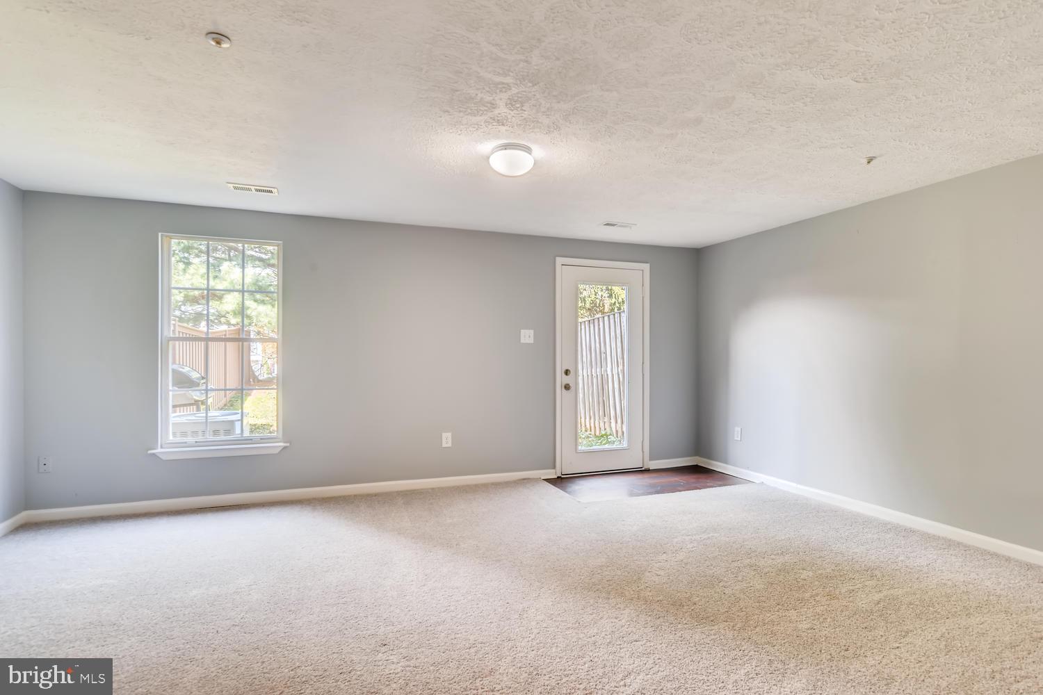 BRENTWOOD CONDO - Residential