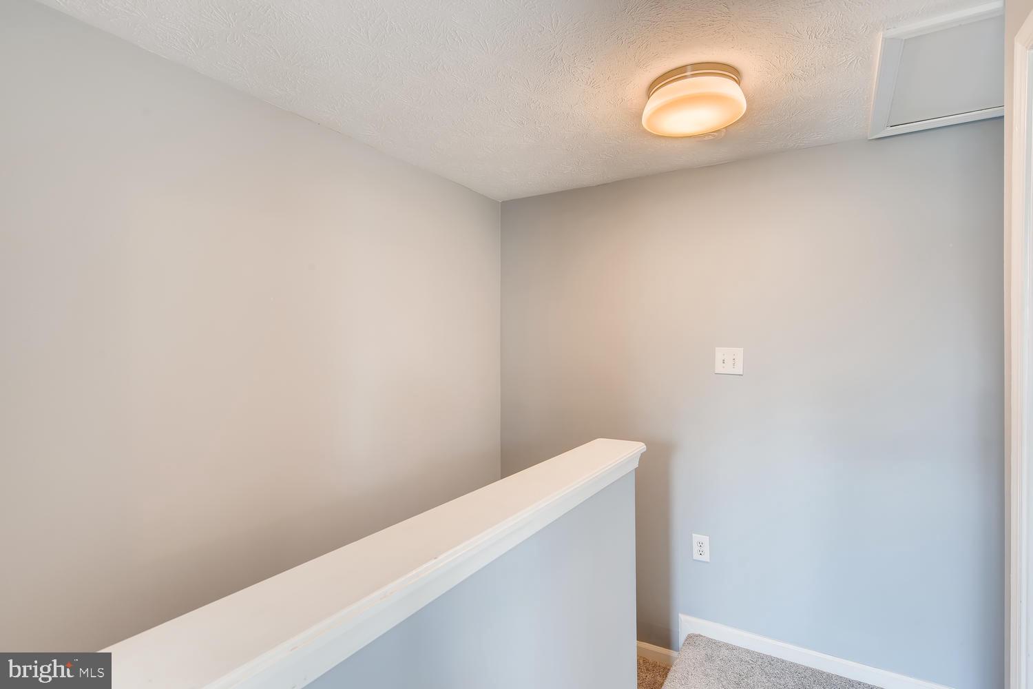 BRENTWOOD CONDO - Residential