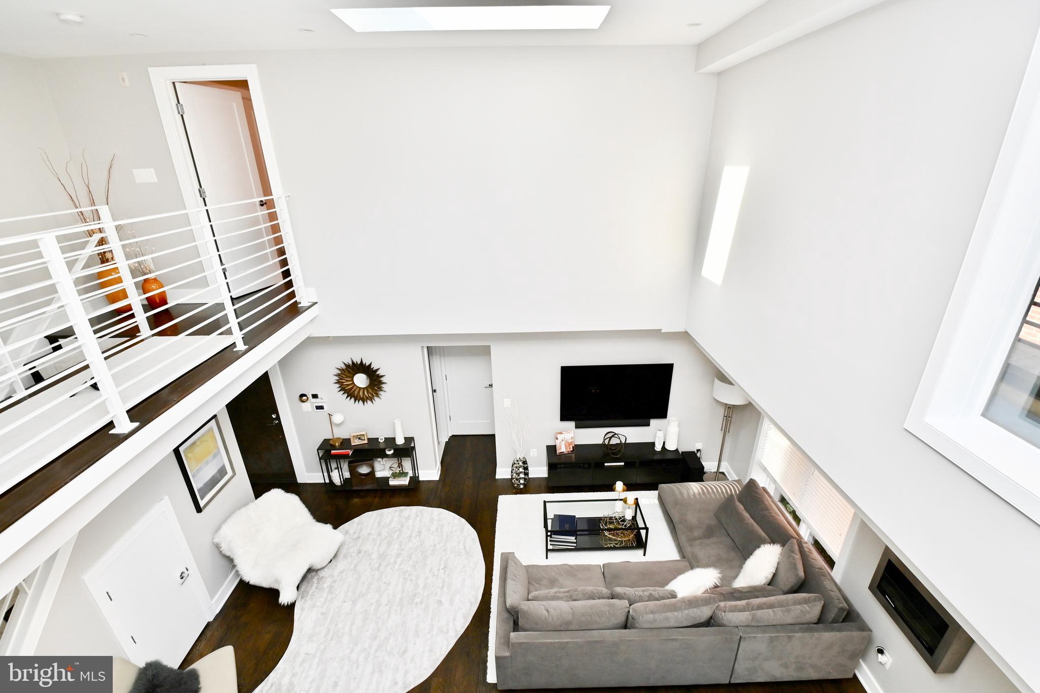 2012 KALORAMA ROAD NW 8