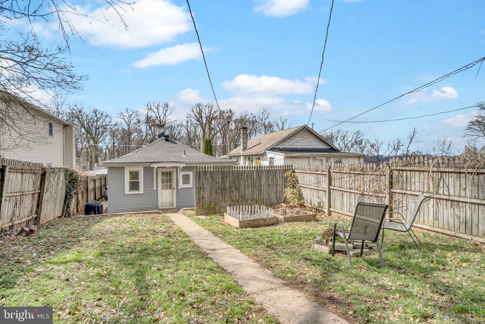 VALLEY VIEW - Residential