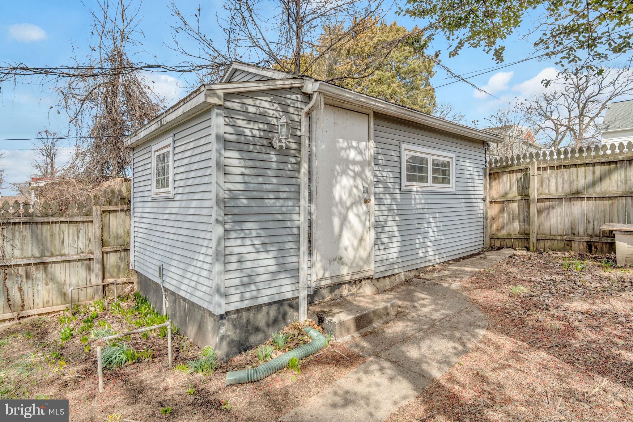 VALLEY VIEW - Residential